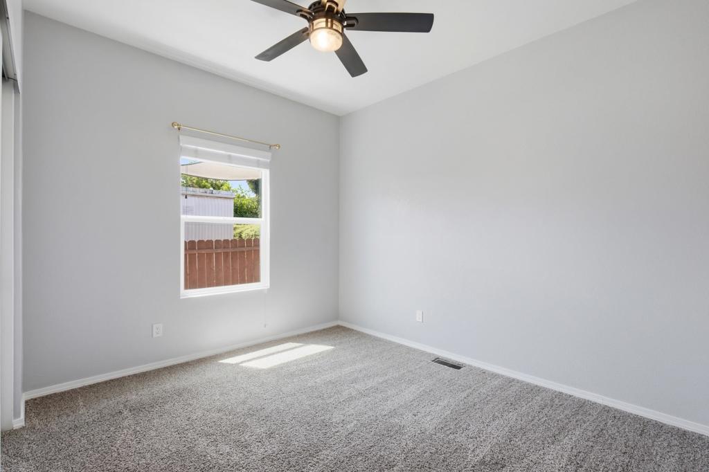 9395 Harritt Rd 3