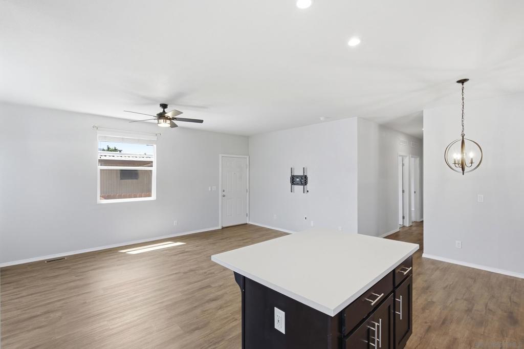 9395 Harritt Rd 3