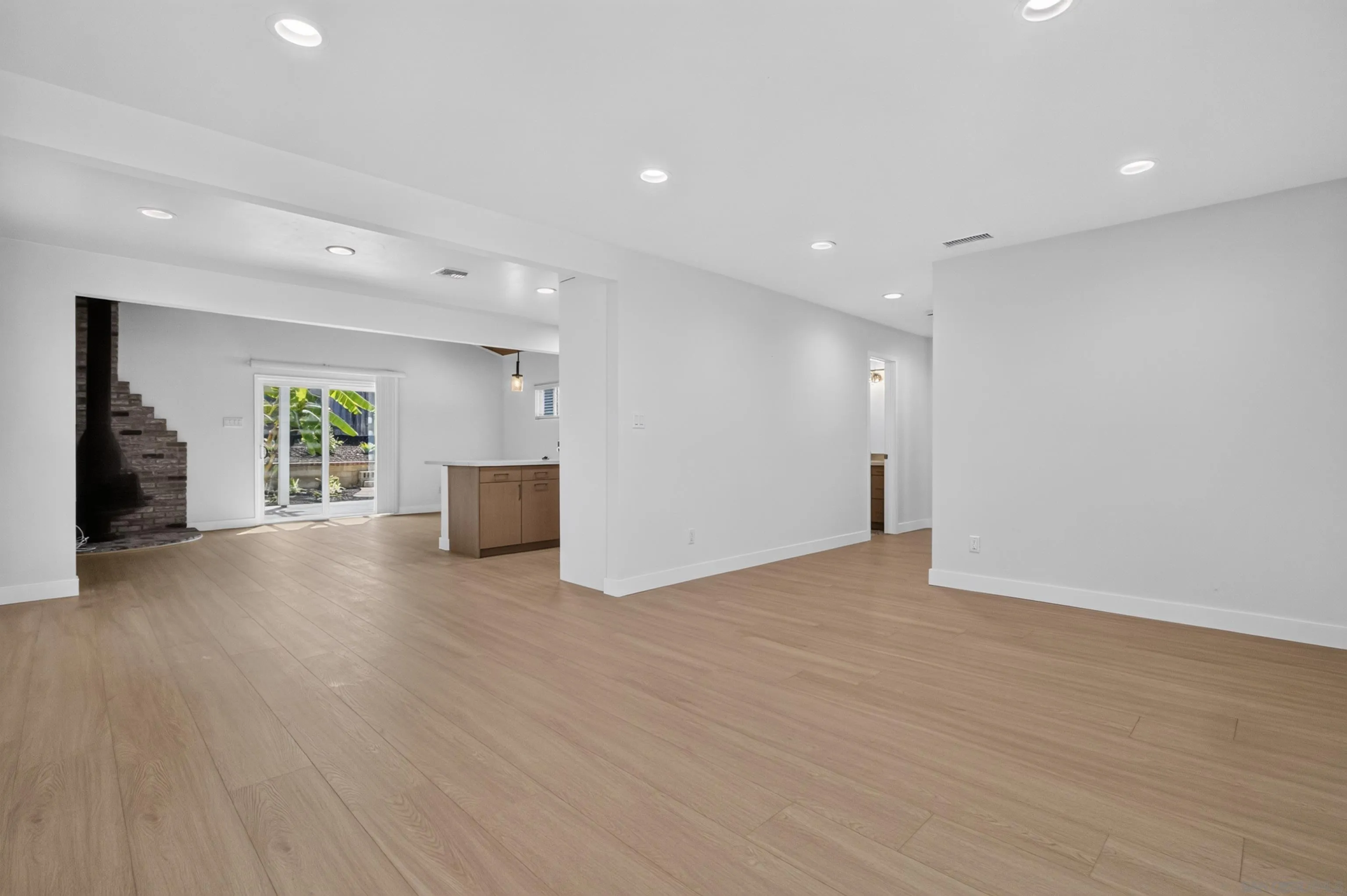 5175 Rebel Road