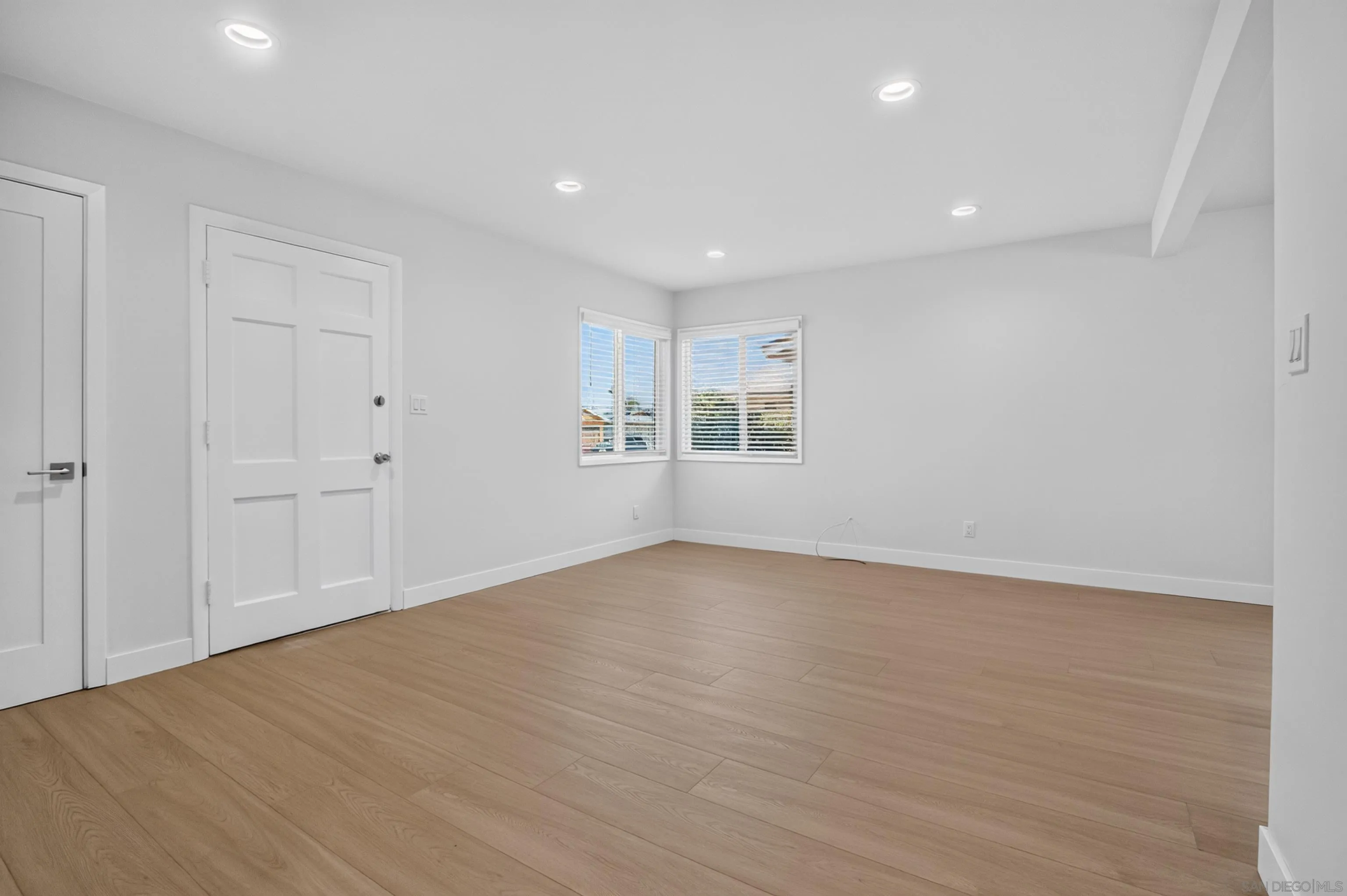 5175 Rebel Road