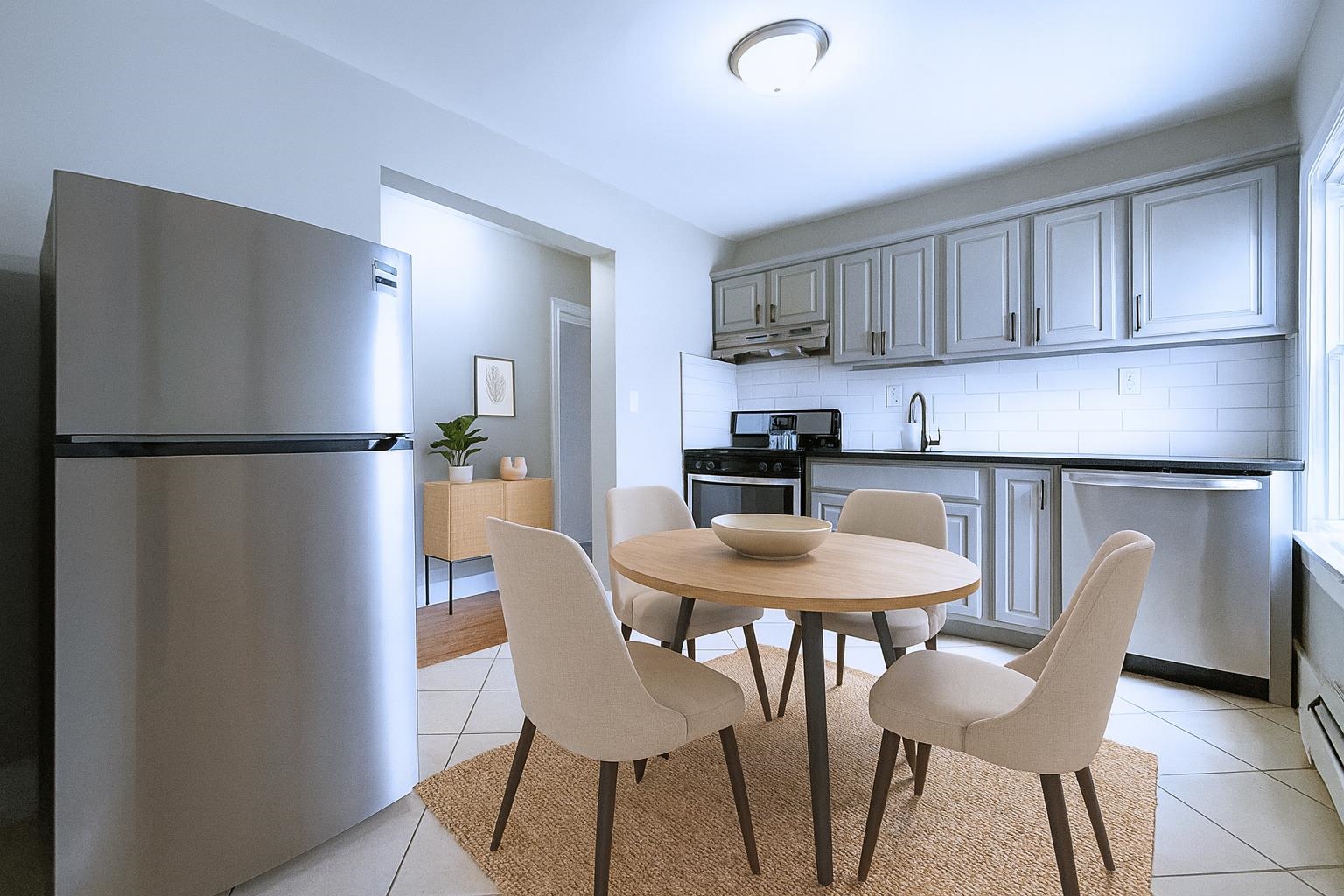162 CARTERET AVE Unit: 3
