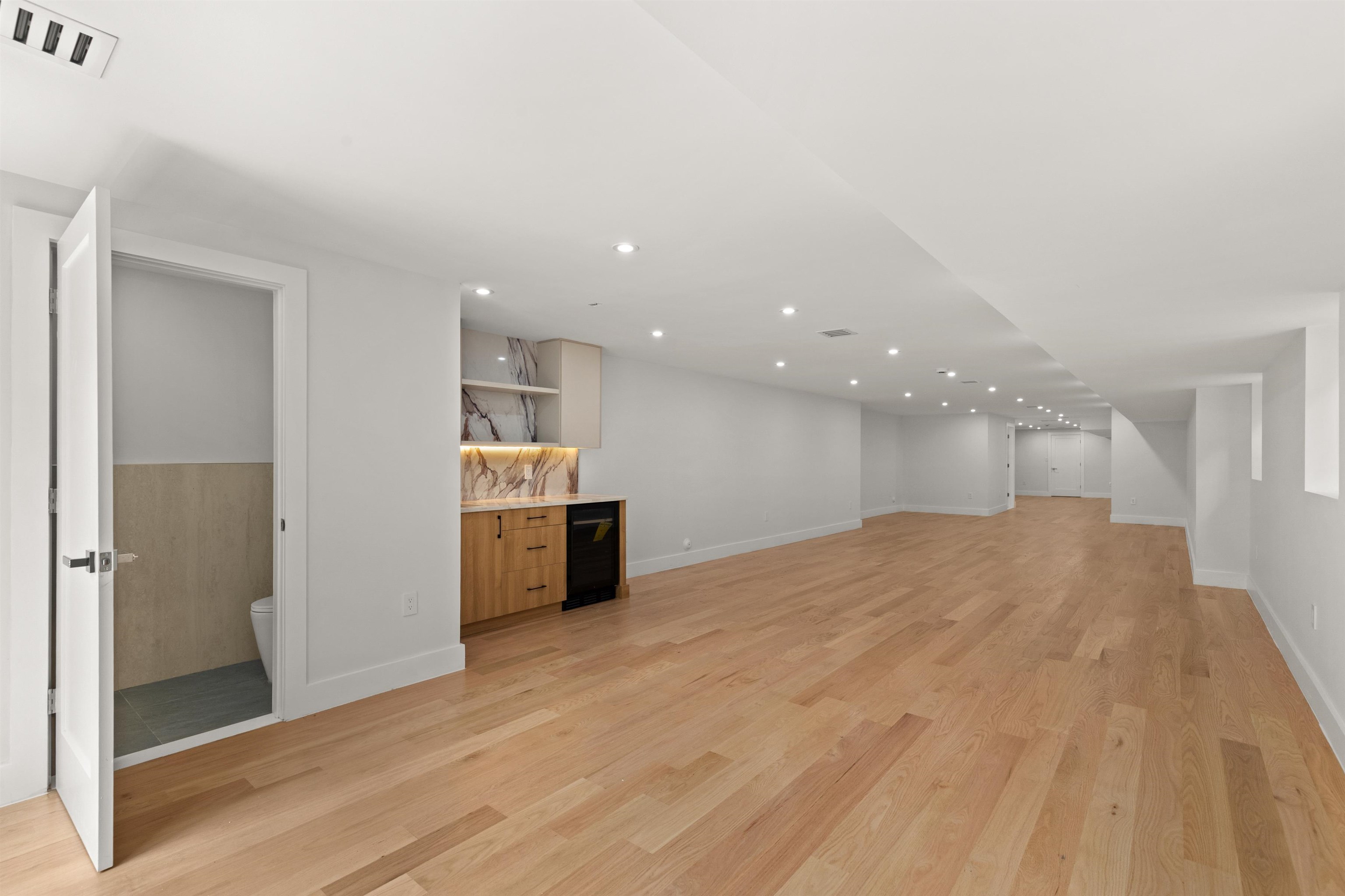 85 SHERMAN PL Unit: Residence 01