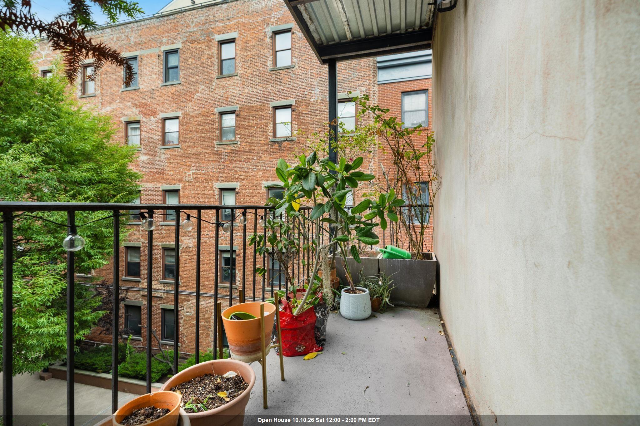 343 VARICK ST Unit: 3R