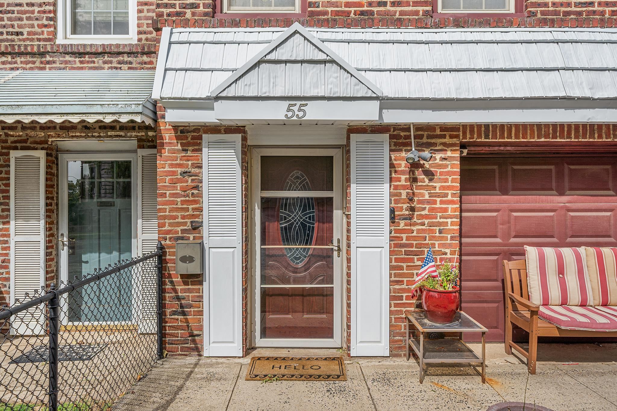 55 E 3RD ST