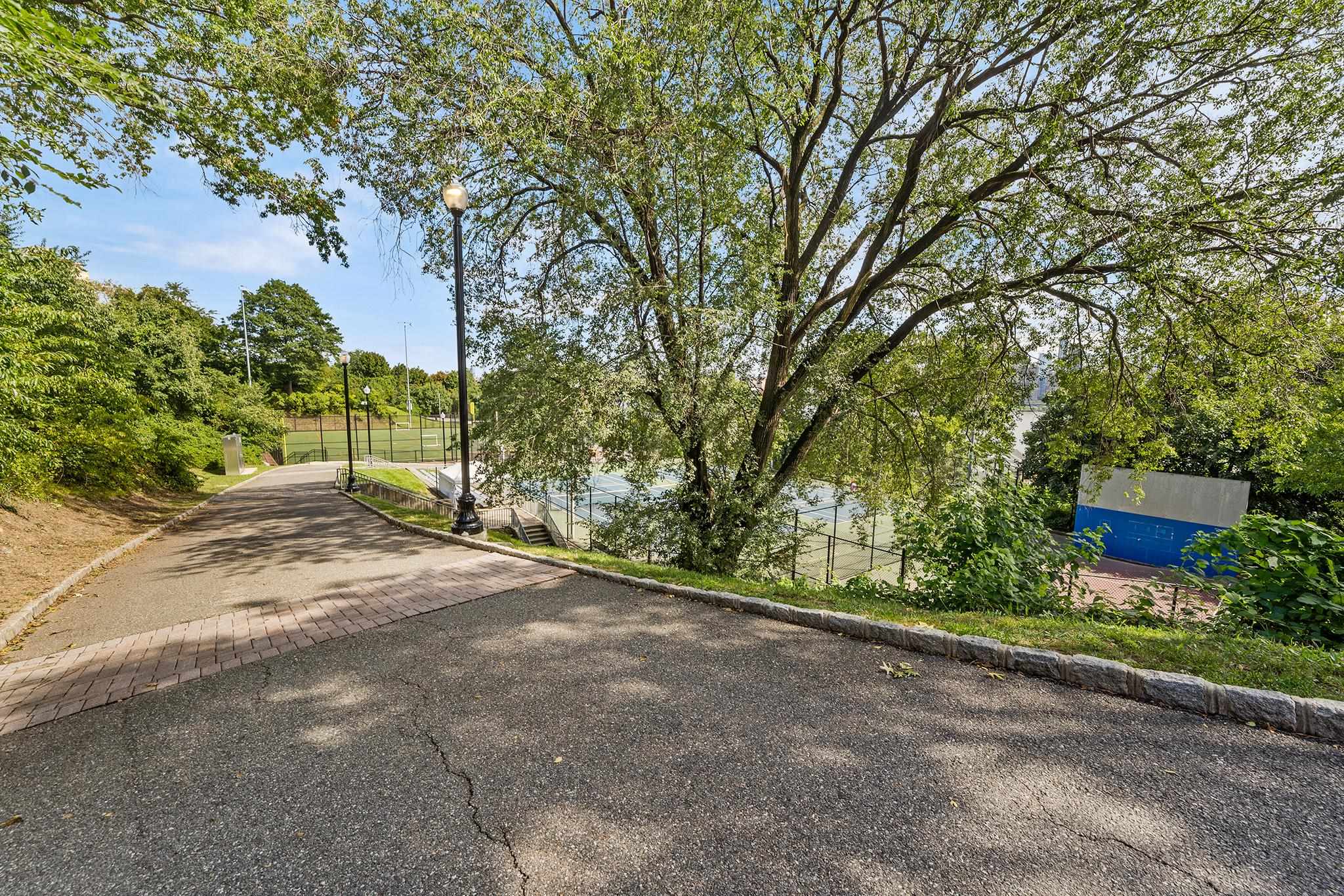 6045 BLVD EAST Unit: 4B