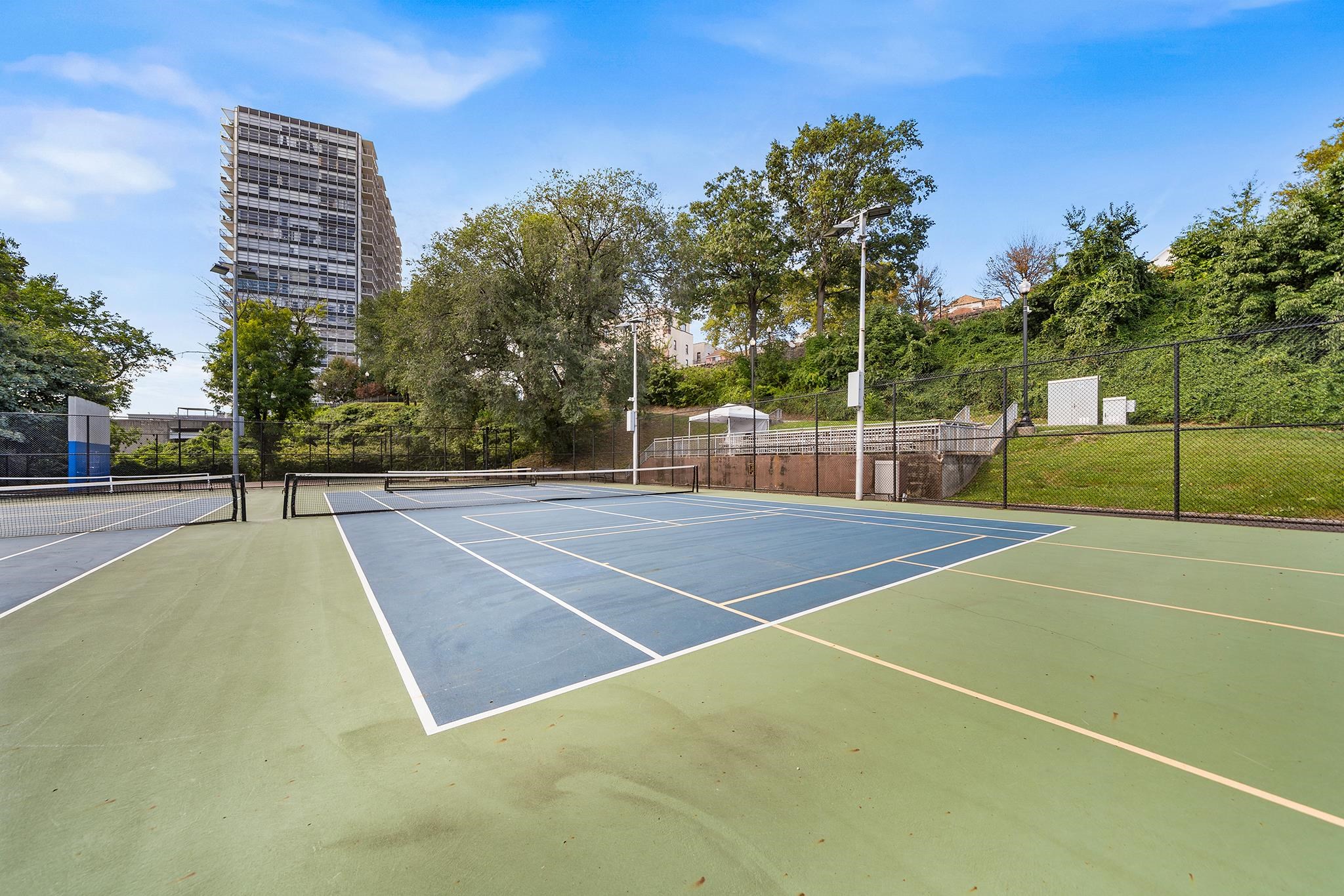 6045 BLVD EAST Unit: 4B