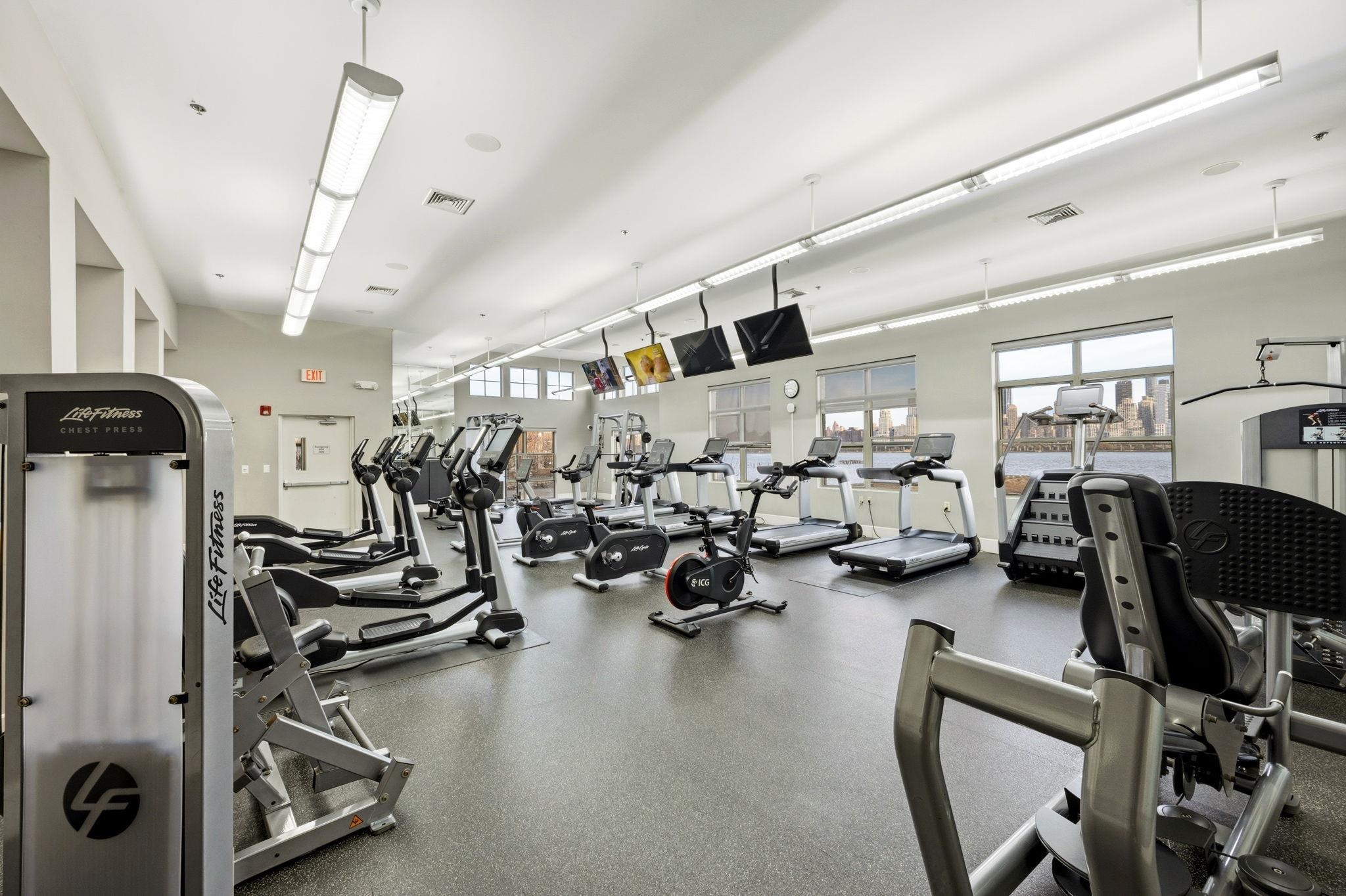 26 AVENUE AT PORT IMPERIAL Unit: 405