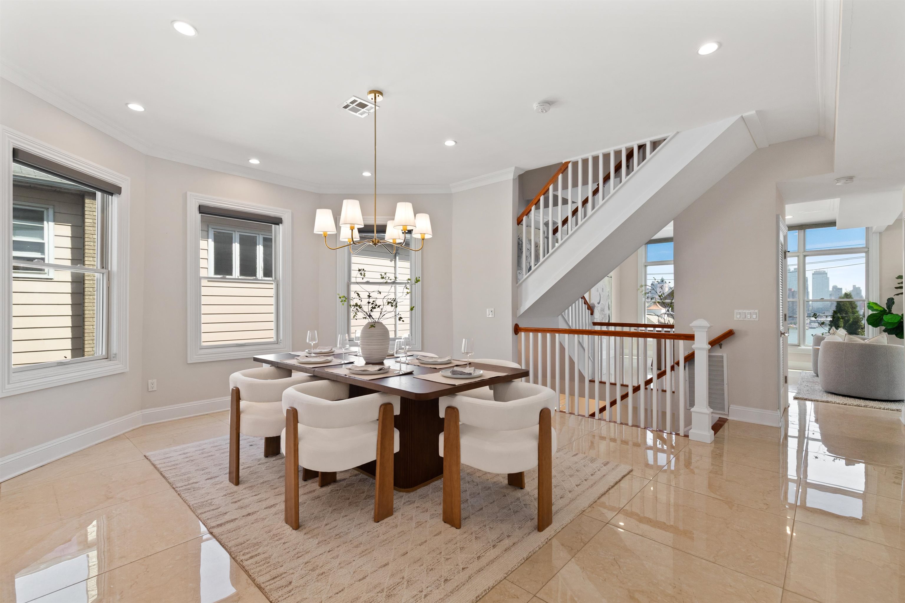 71 KING AVE