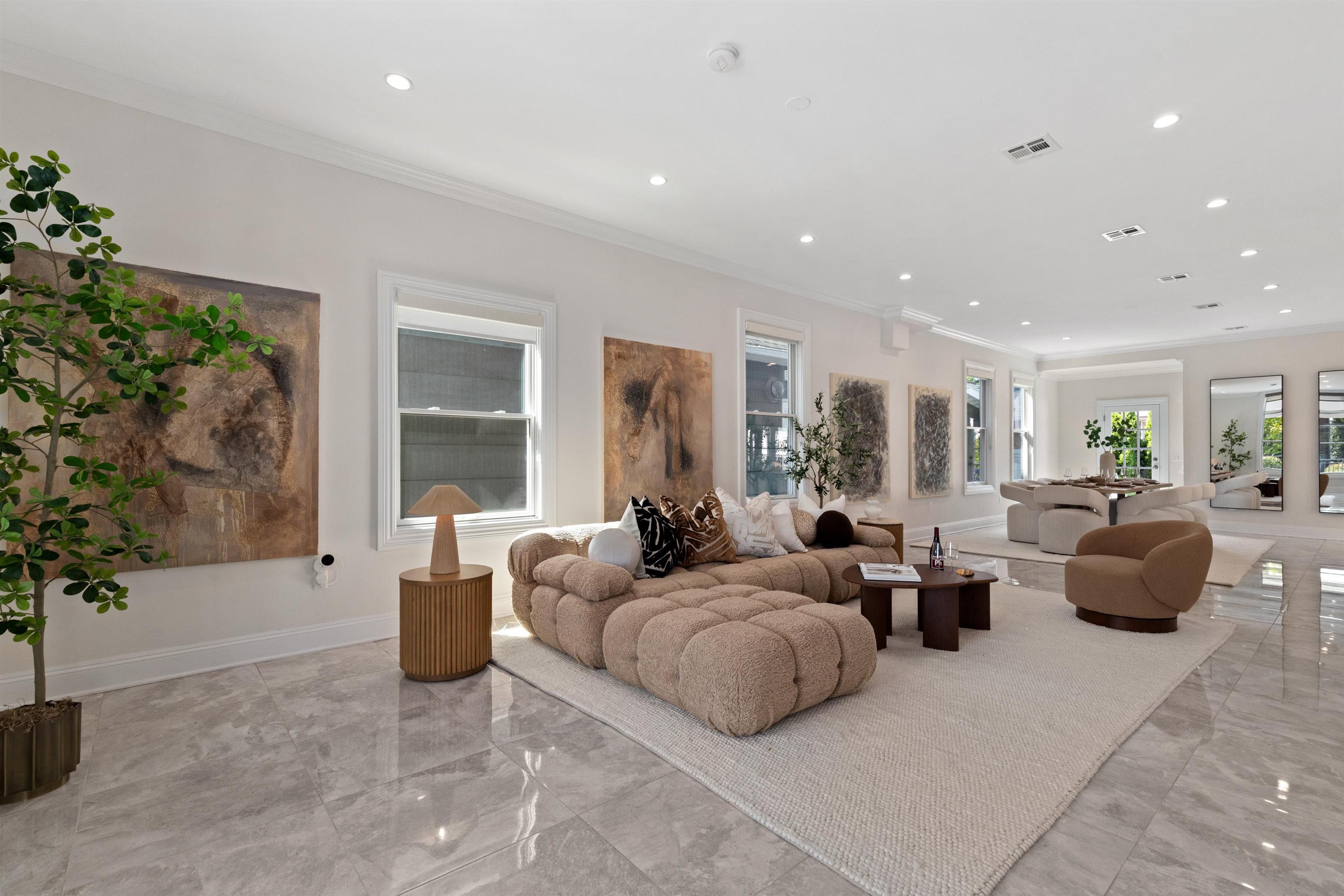 71 KING AVE