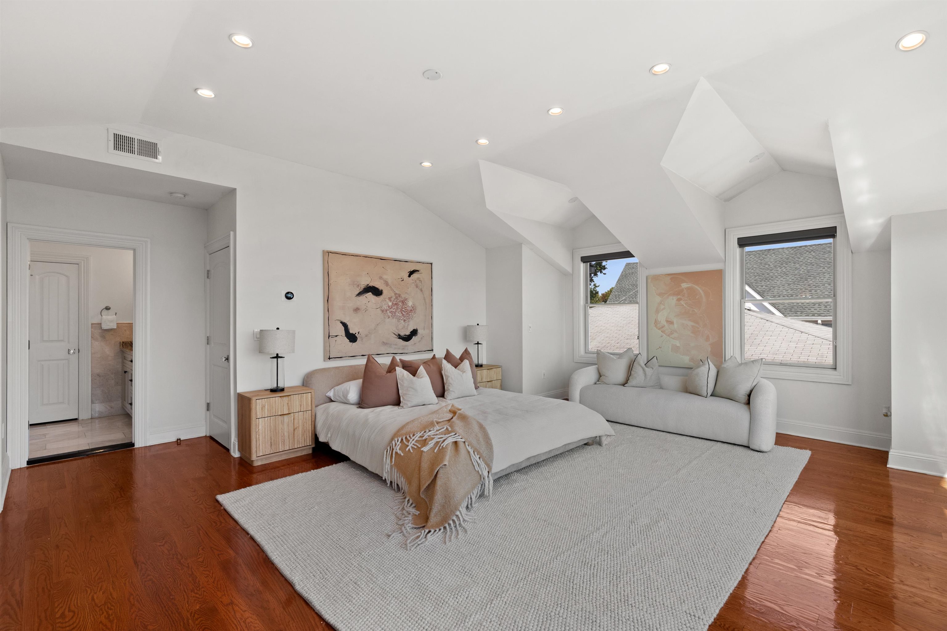 71 KING AVE
