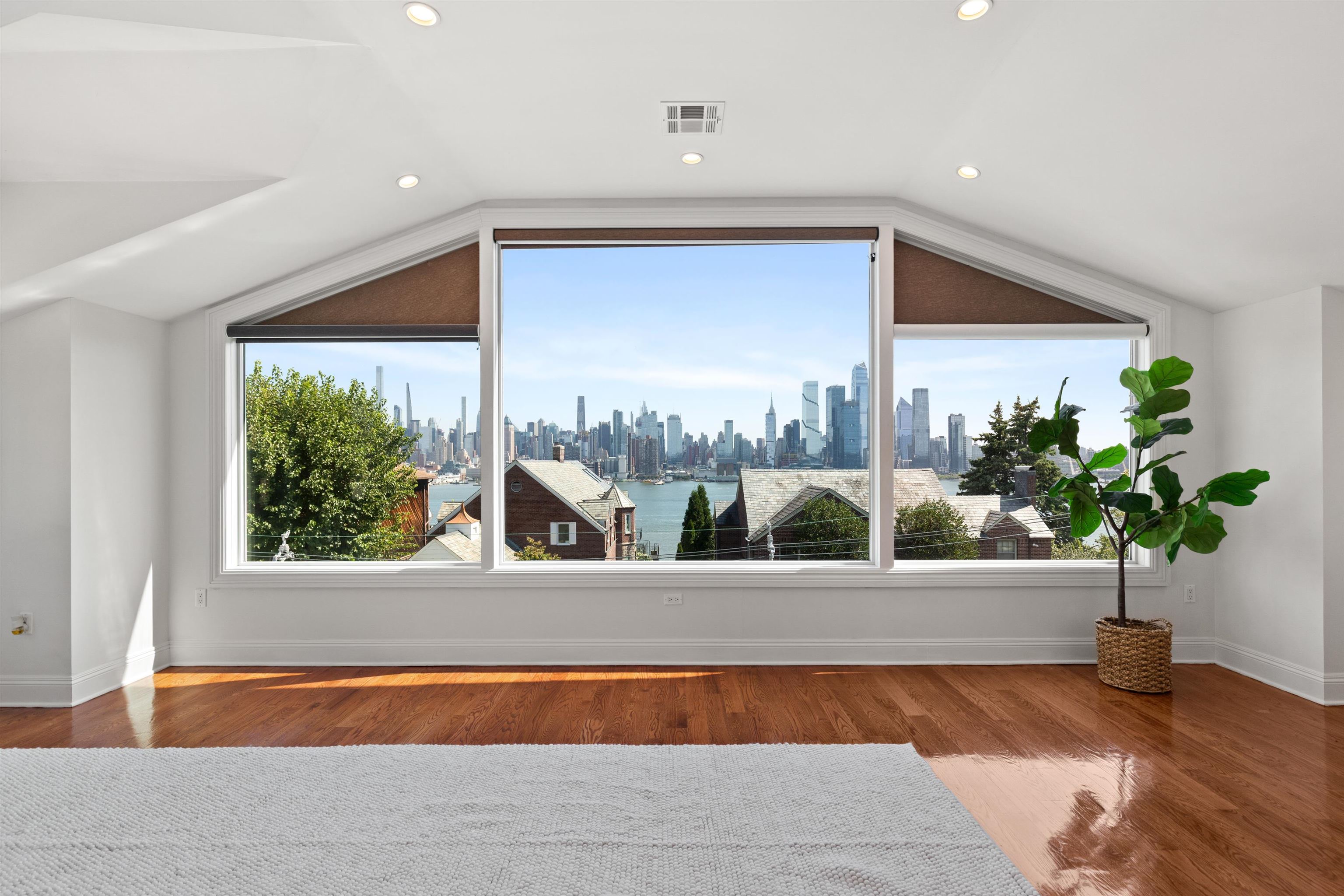71 KING AVE