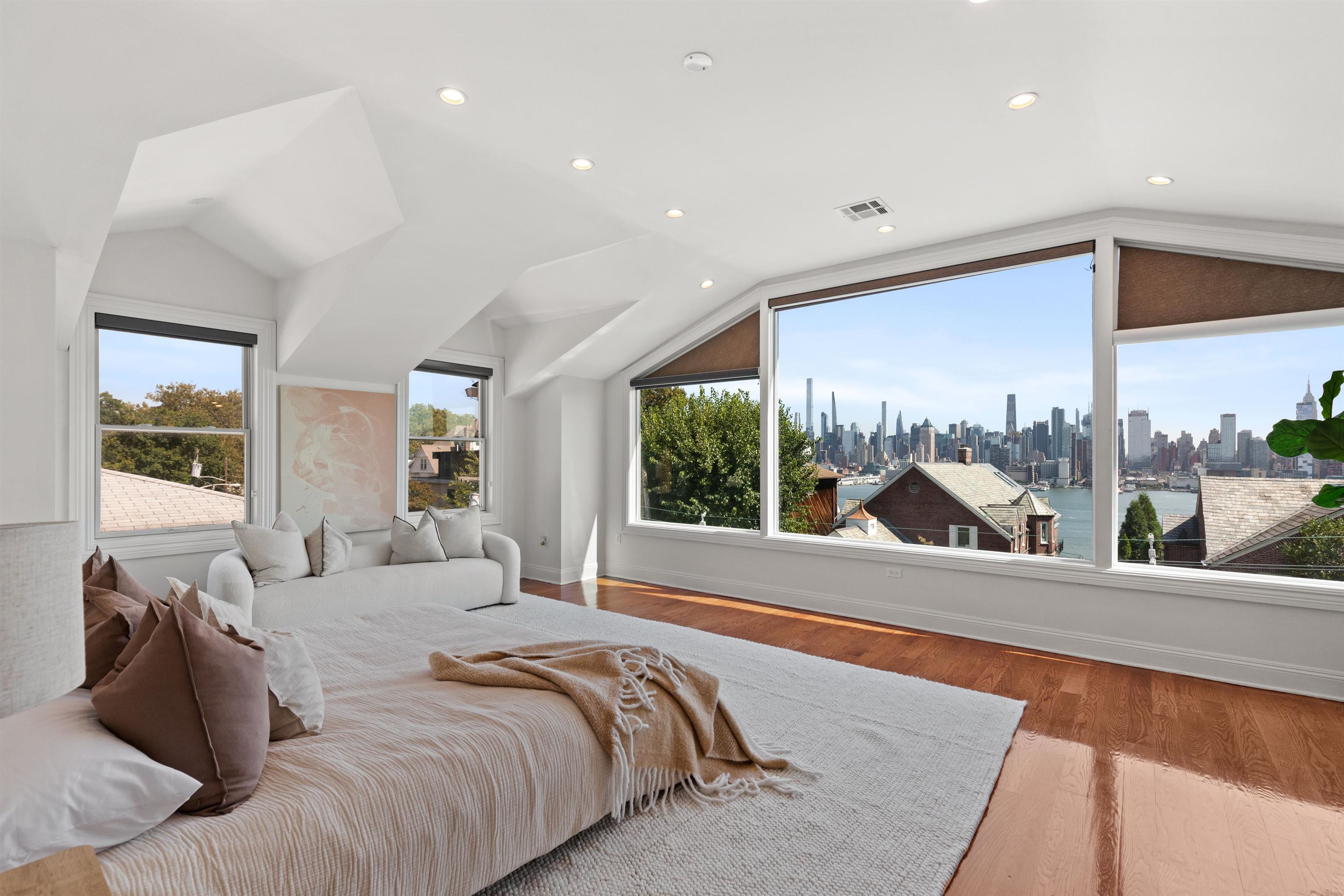 71 KING AVE