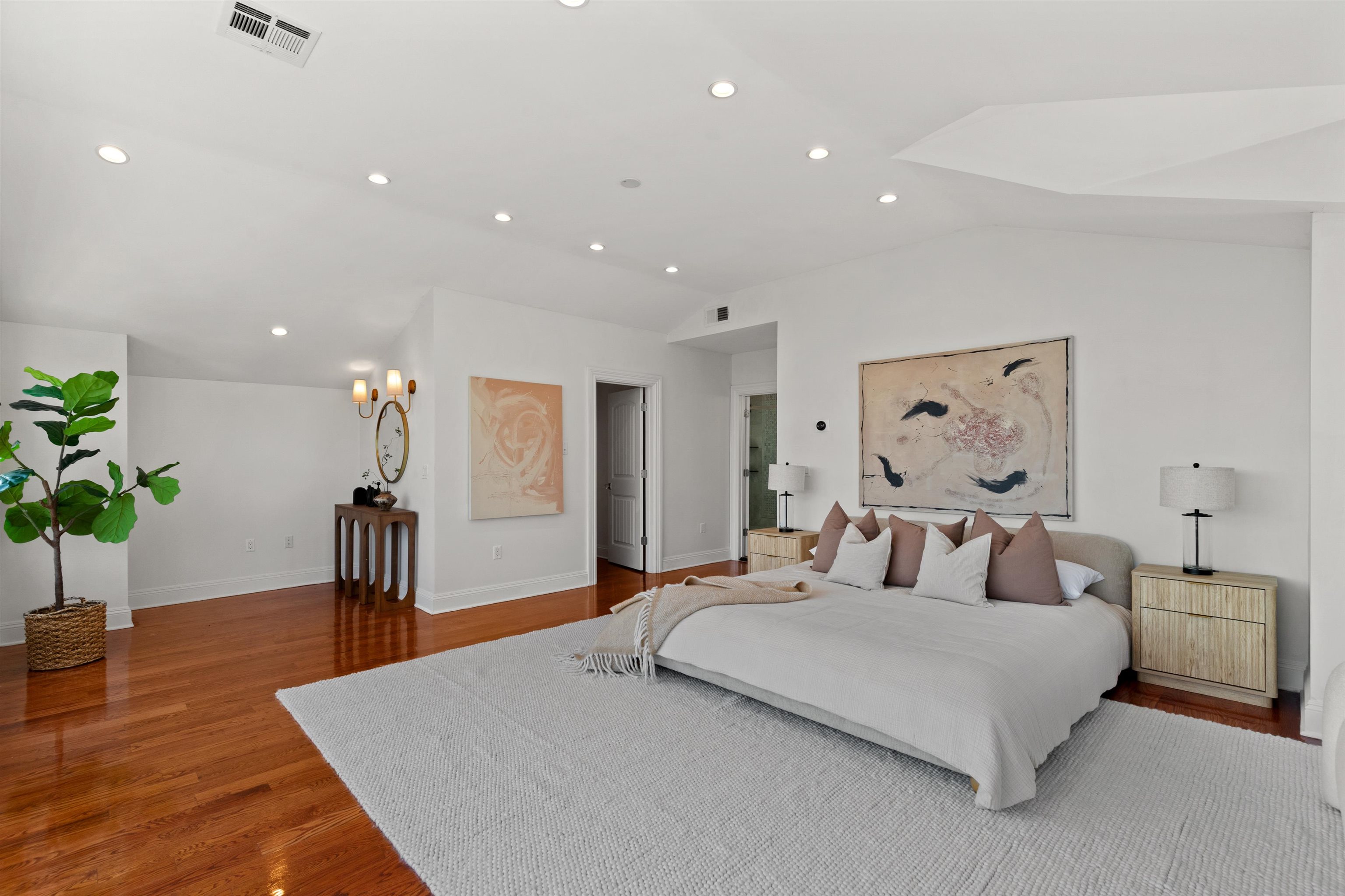 71 KING AVE