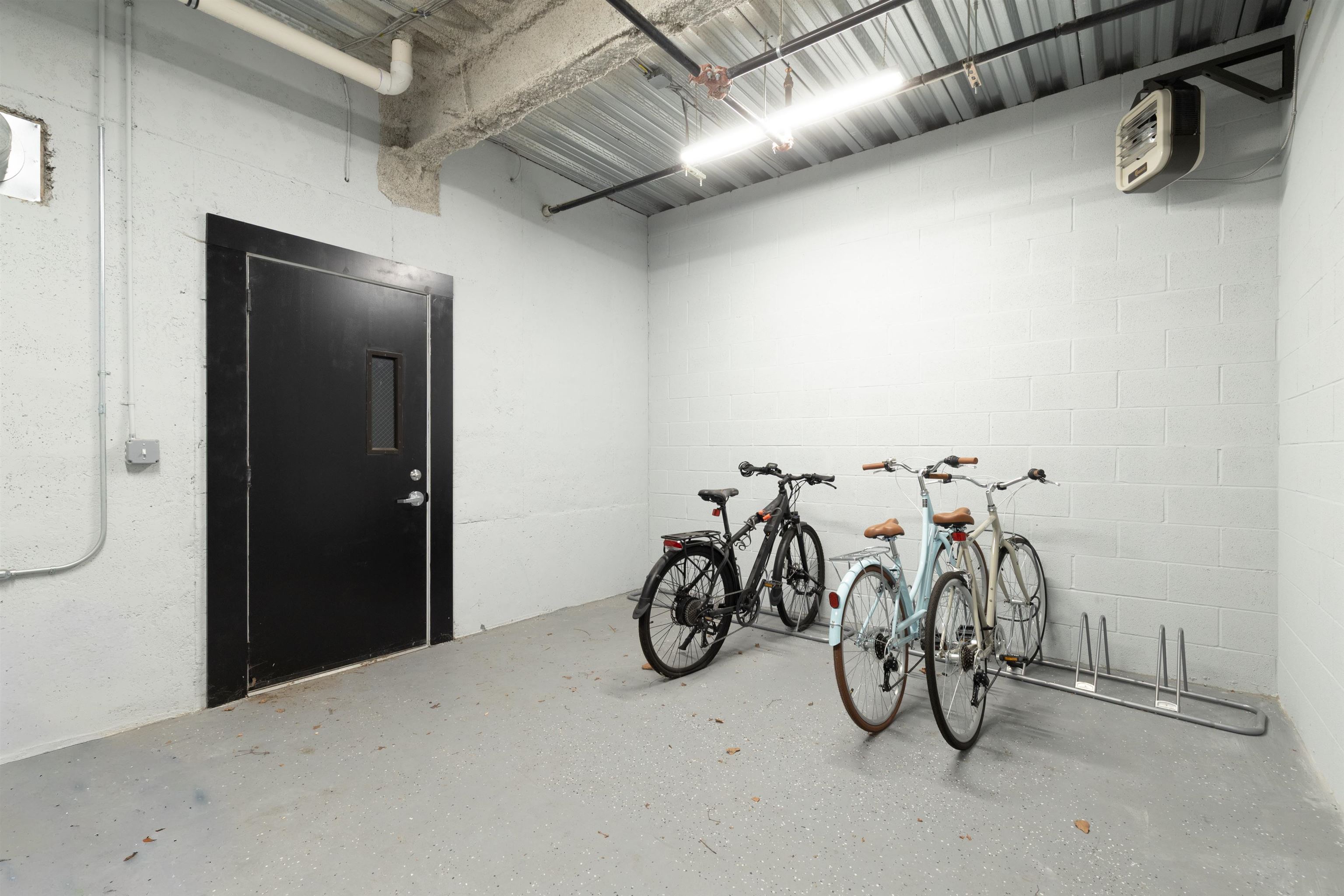 580 PALISADE AVE Unit: PH503
