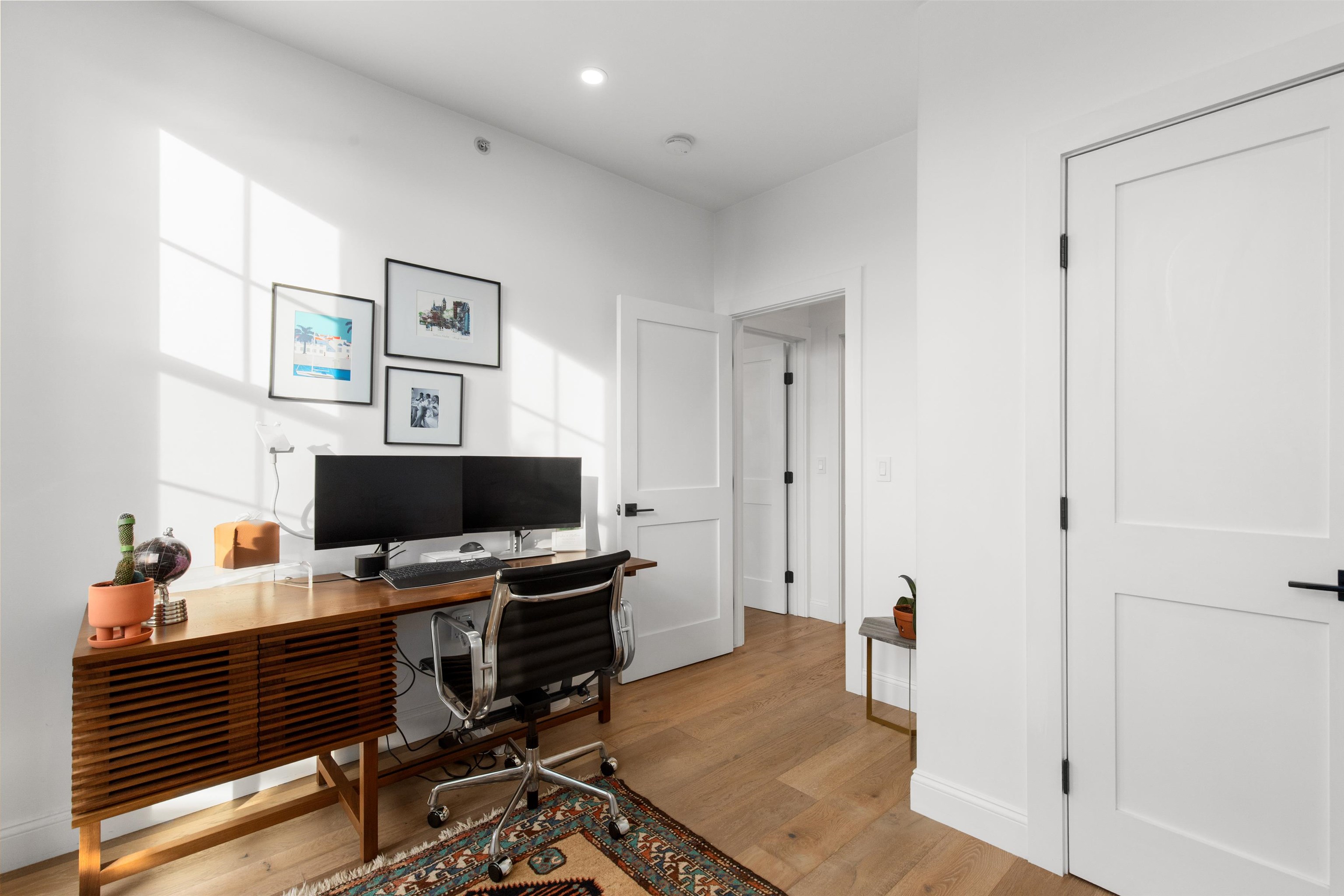 580 PALISADE AVE Unit: PH503