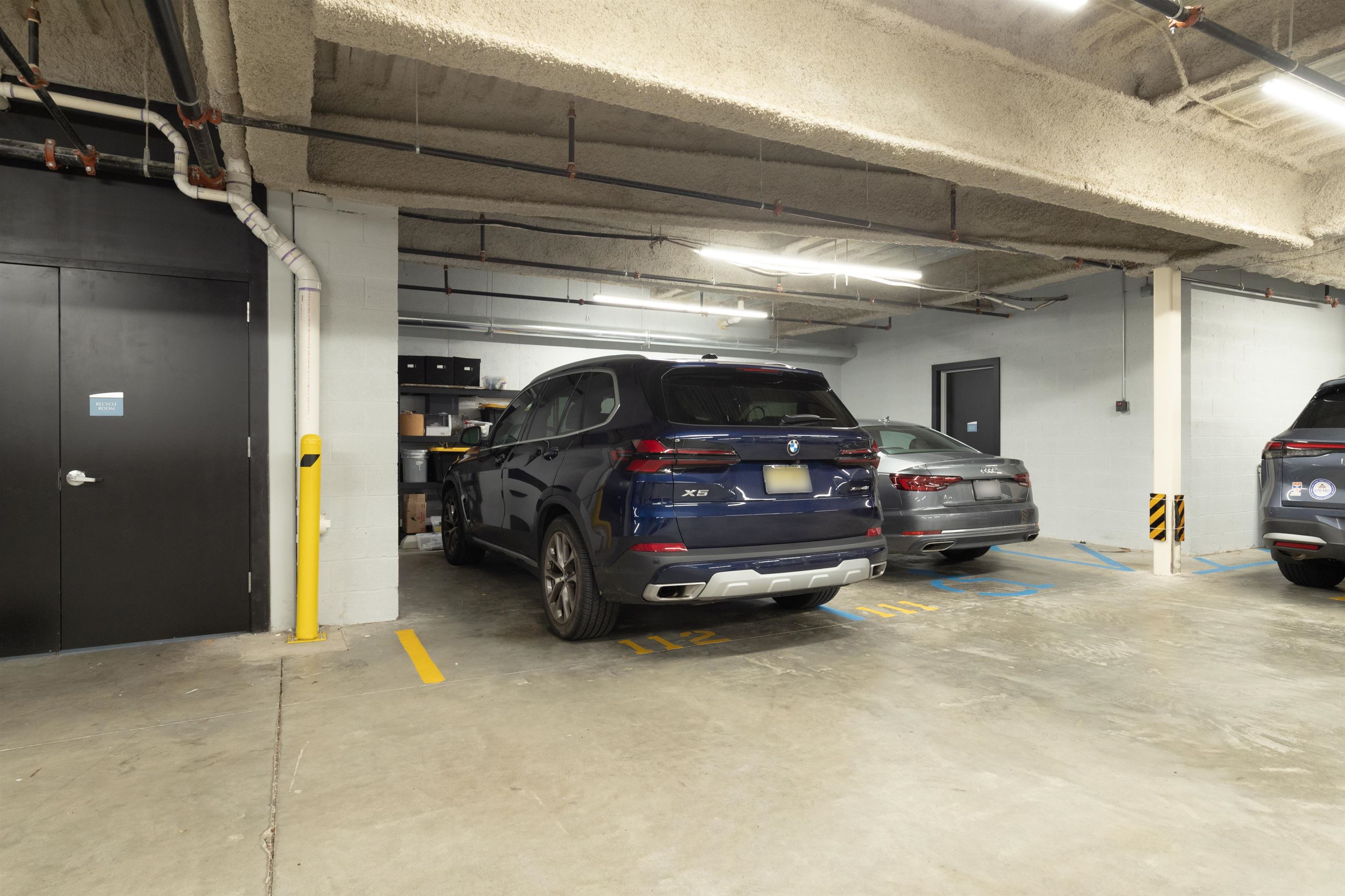 580 PALISADE AVE Unit: PH503