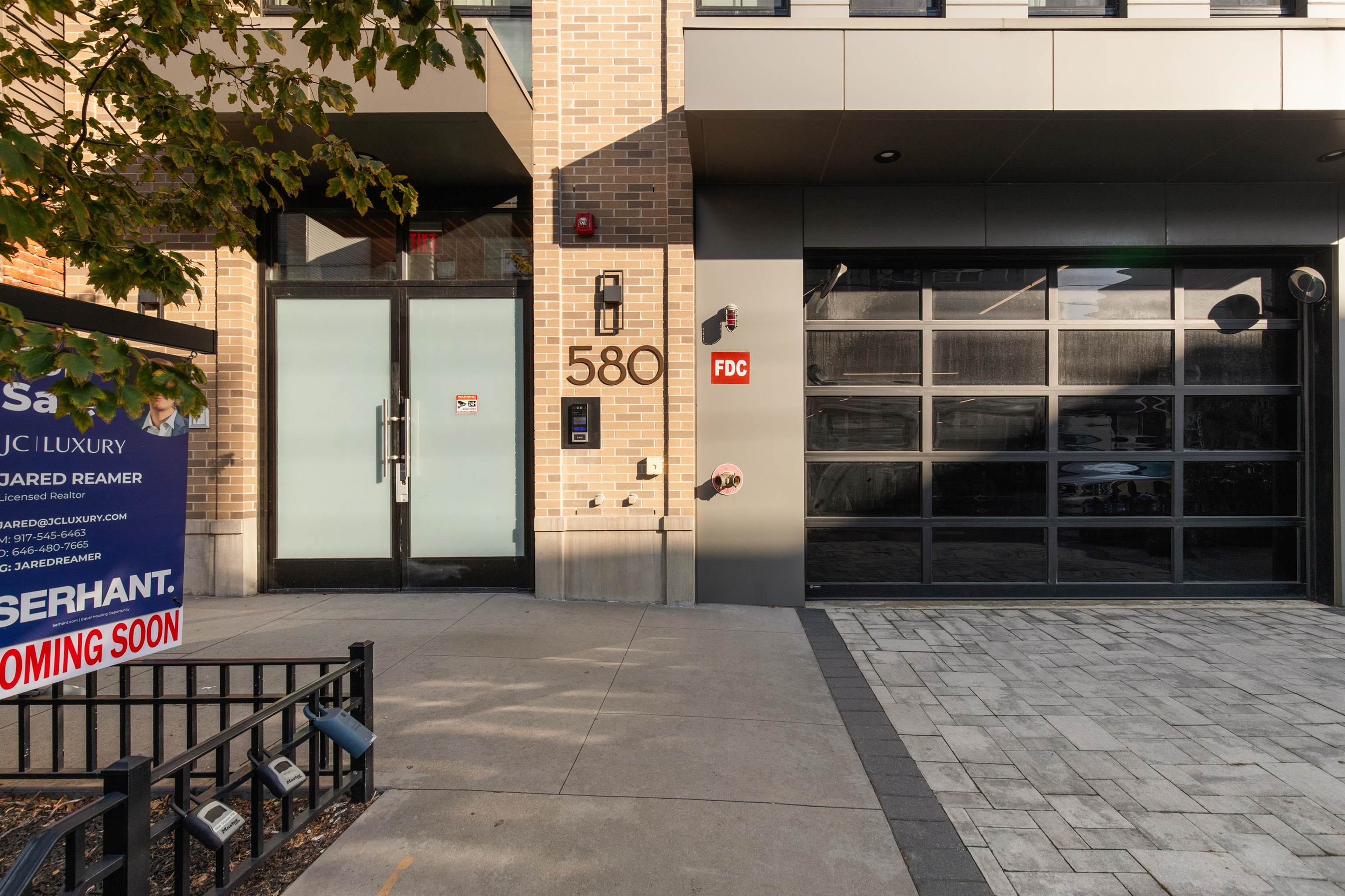 580 PALISADE AVE Unit: PH503