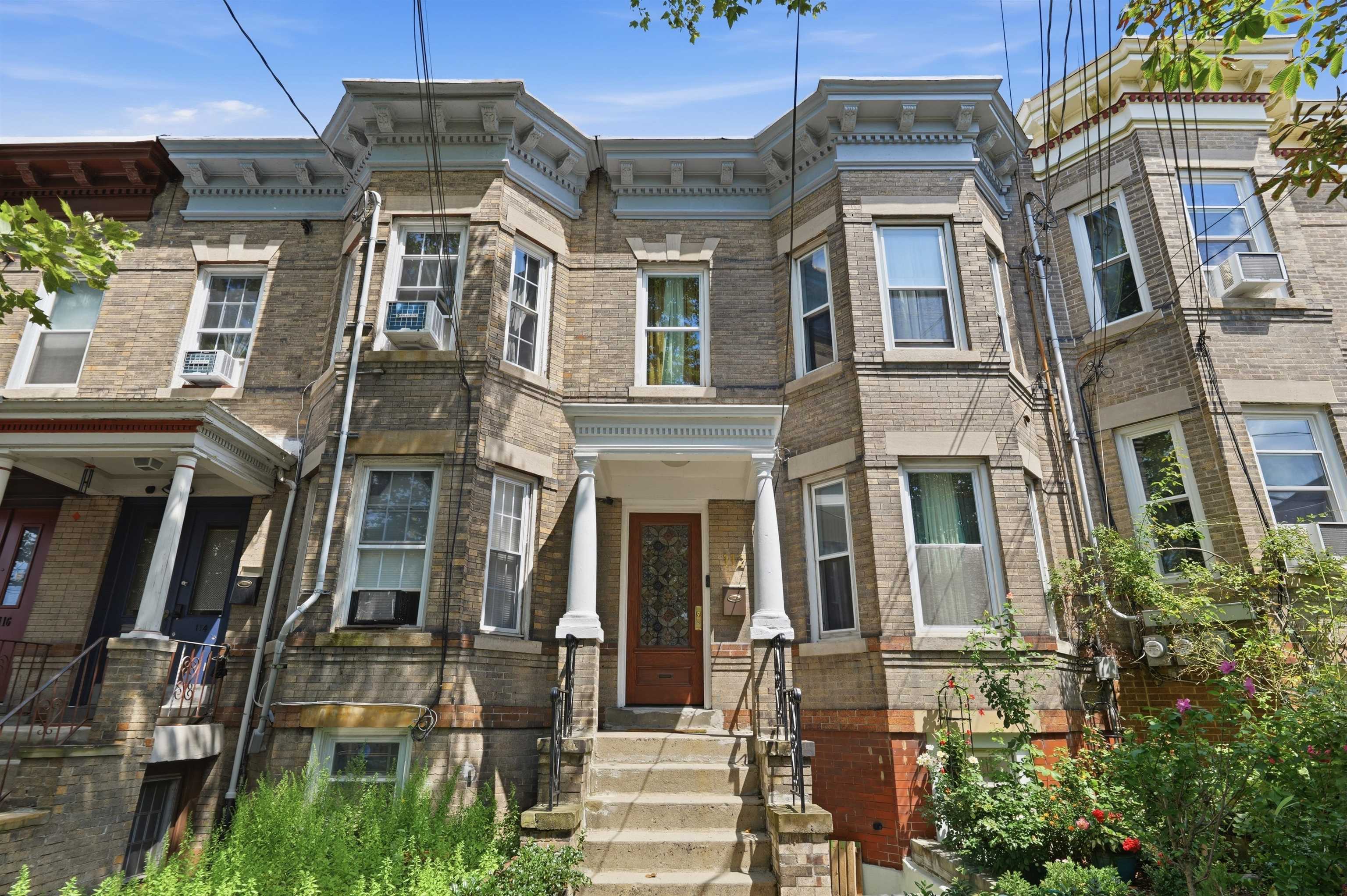 112 BEACH ST