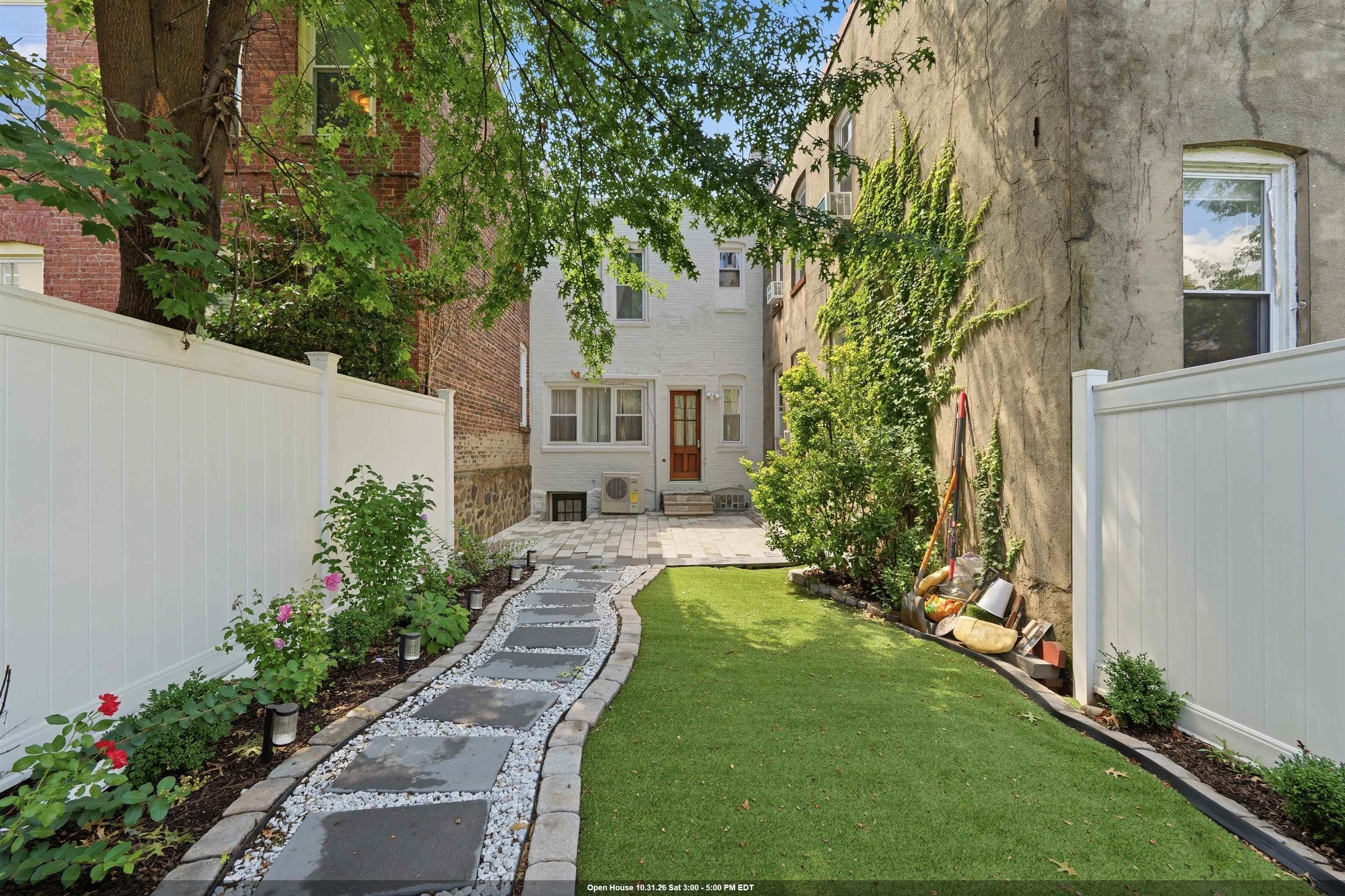 112 BEACH ST