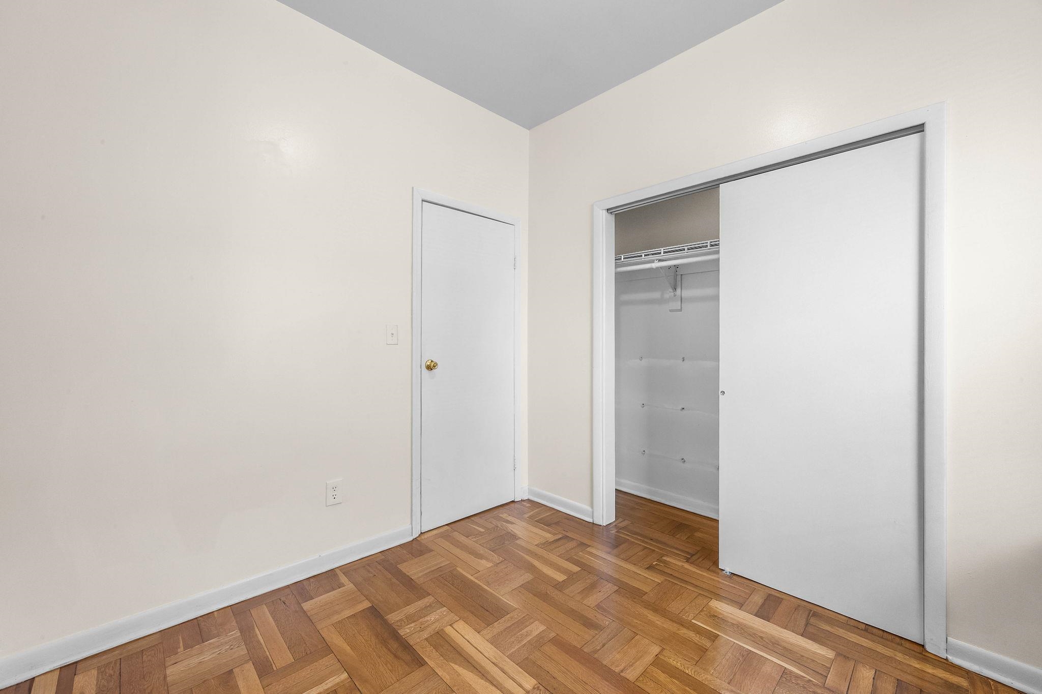 435 53RD ST Unit: A-8