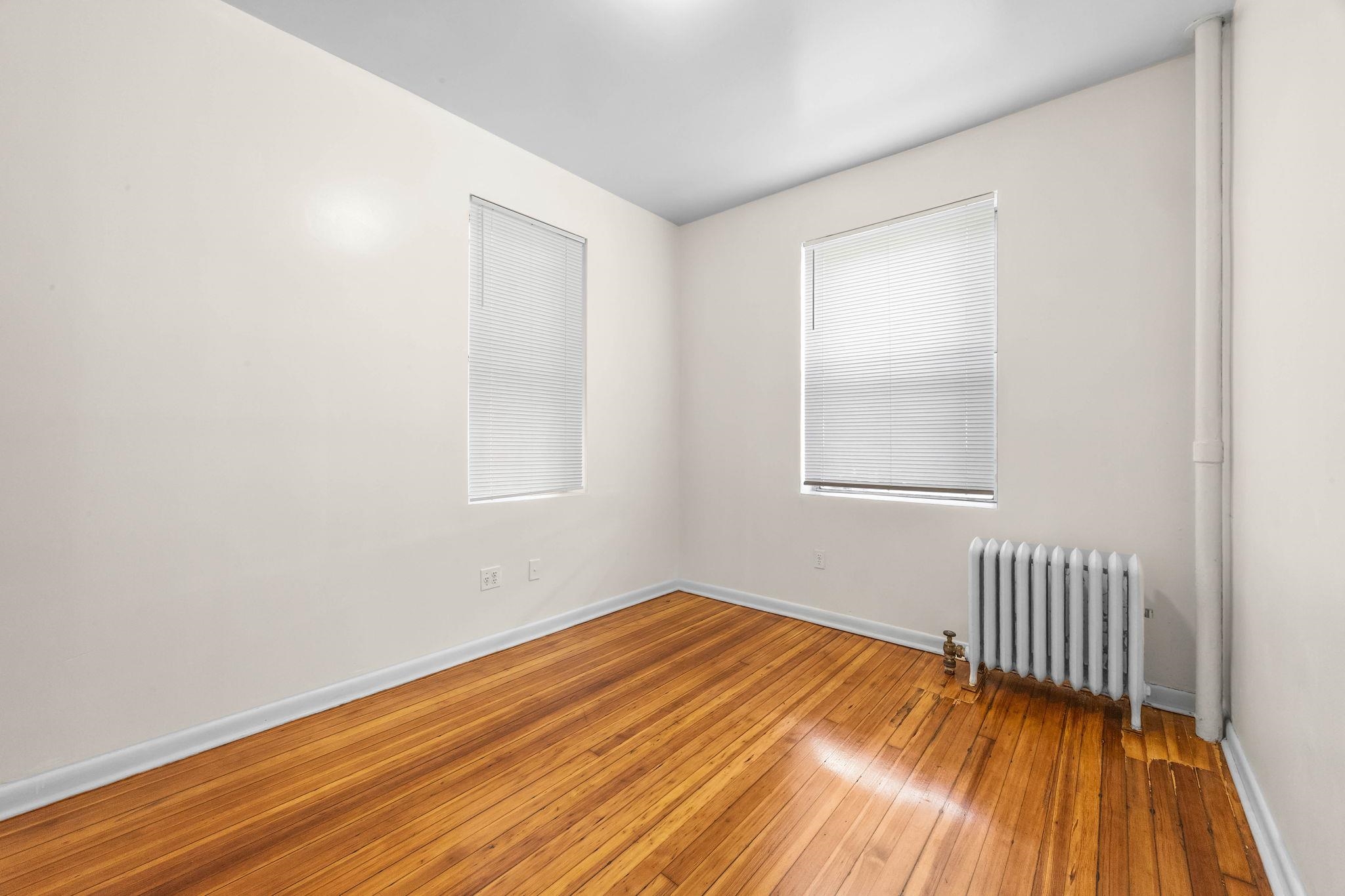 435 53RD ST Unit: A-8