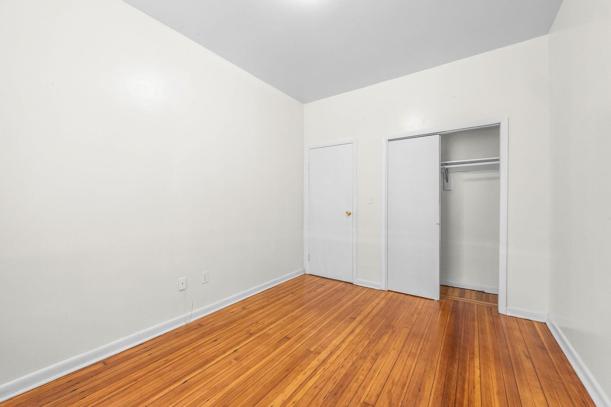 435 53RD ST Unit: A-8