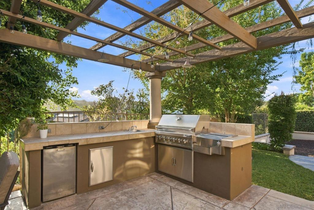 6839 Helenite Place