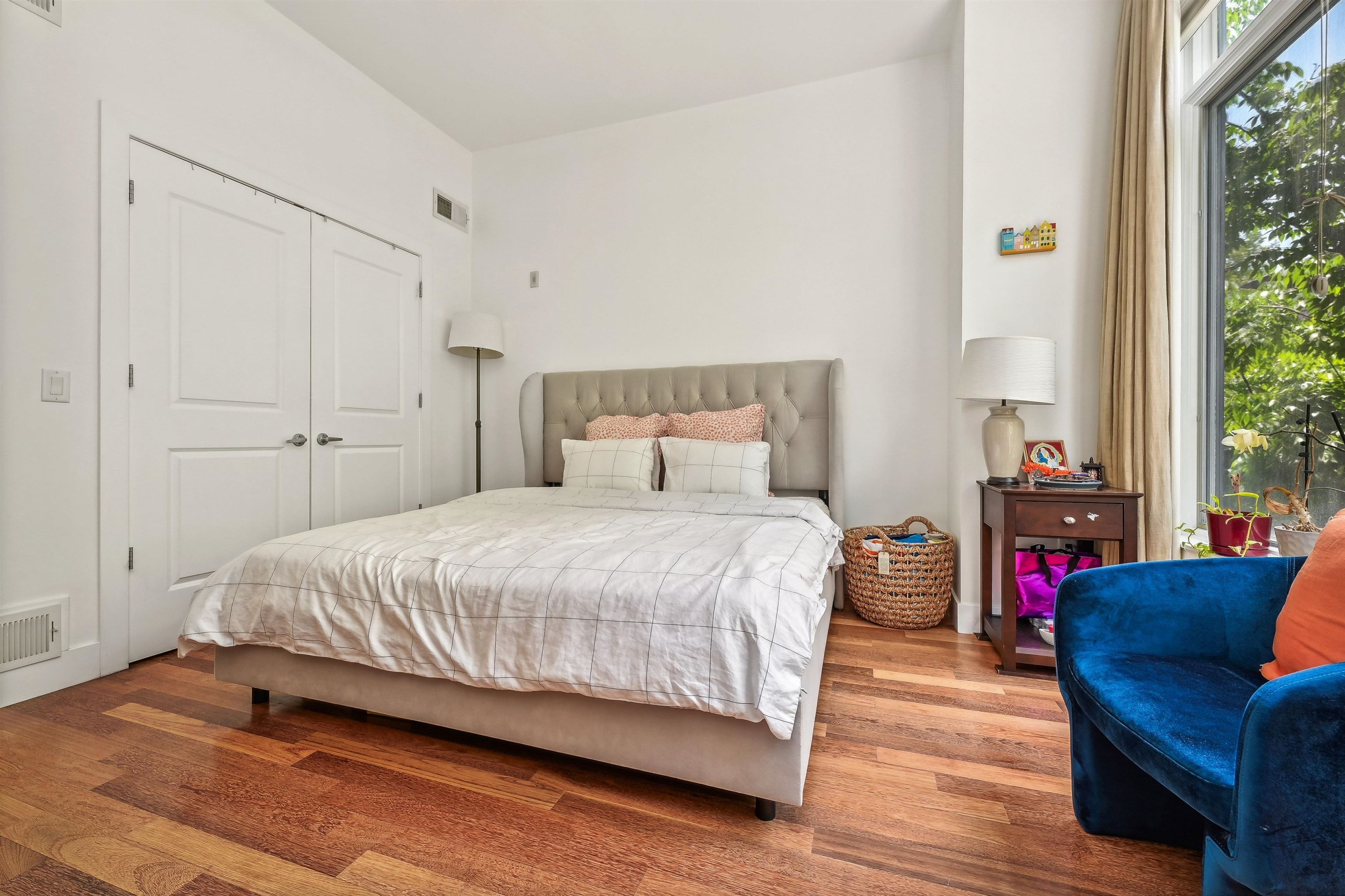 78 WAYNE ST Unit: 202