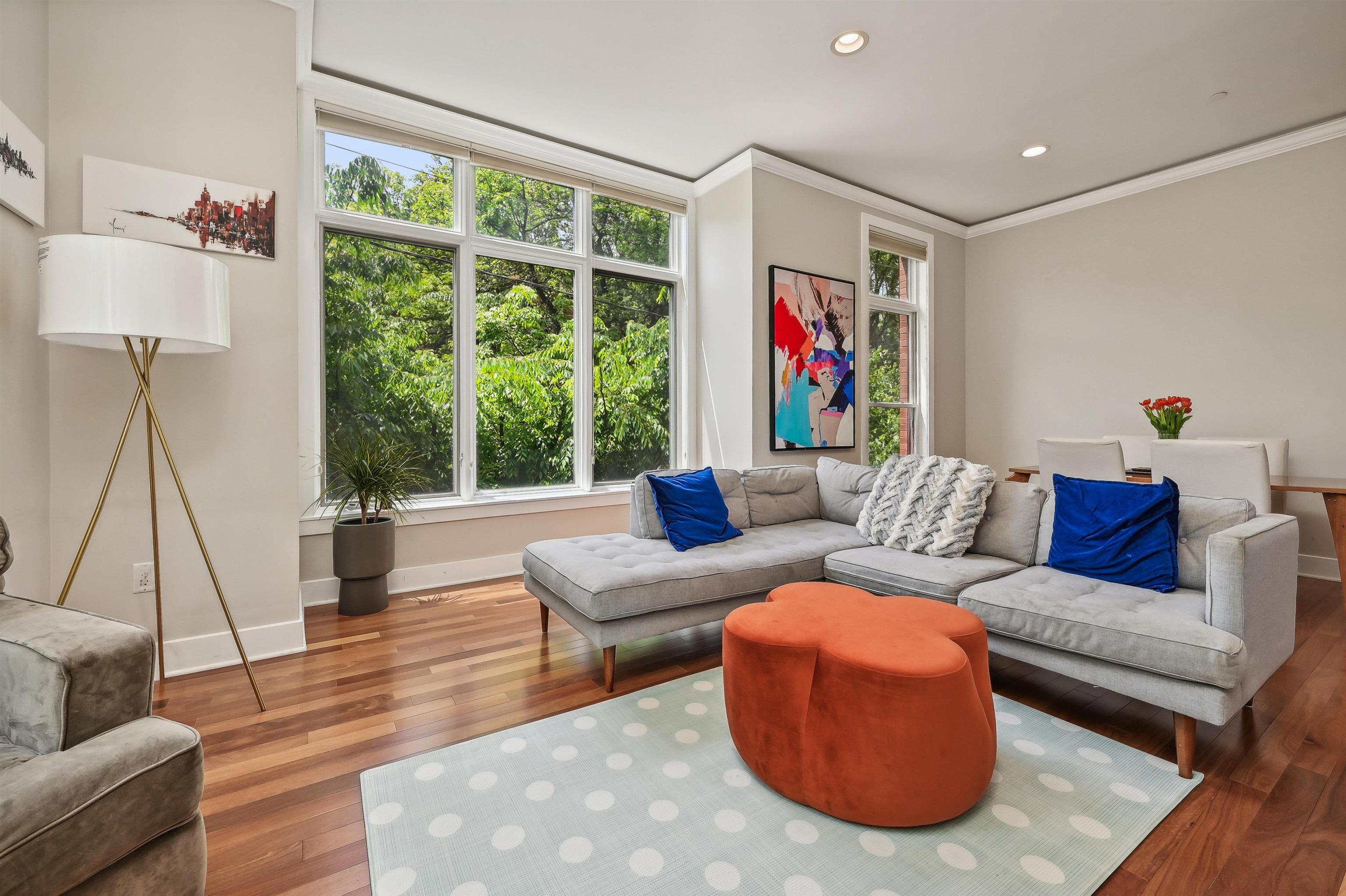 78 WAYNE ST Unit: 202