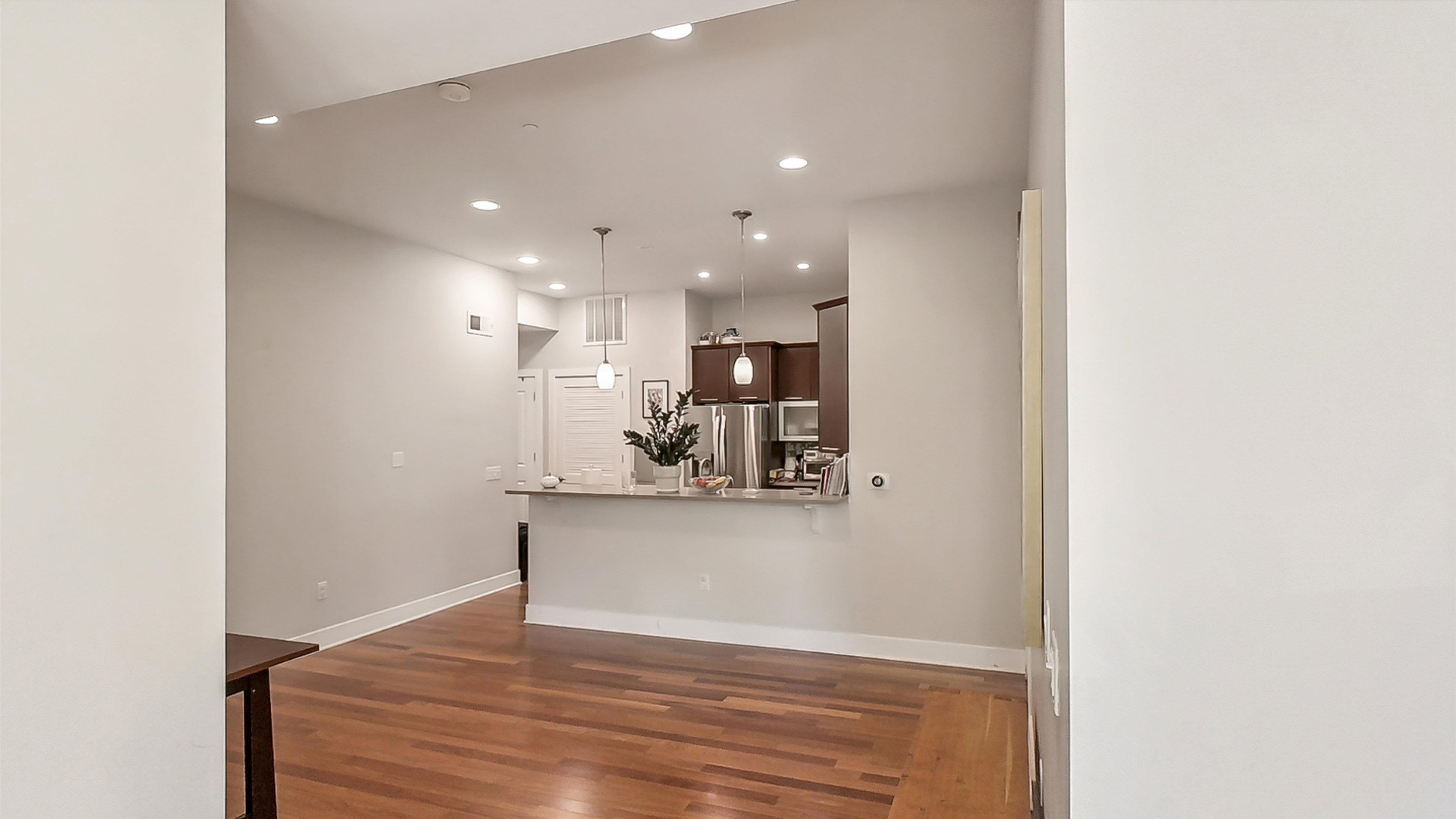 78 WAYNE ST Unit: 202
