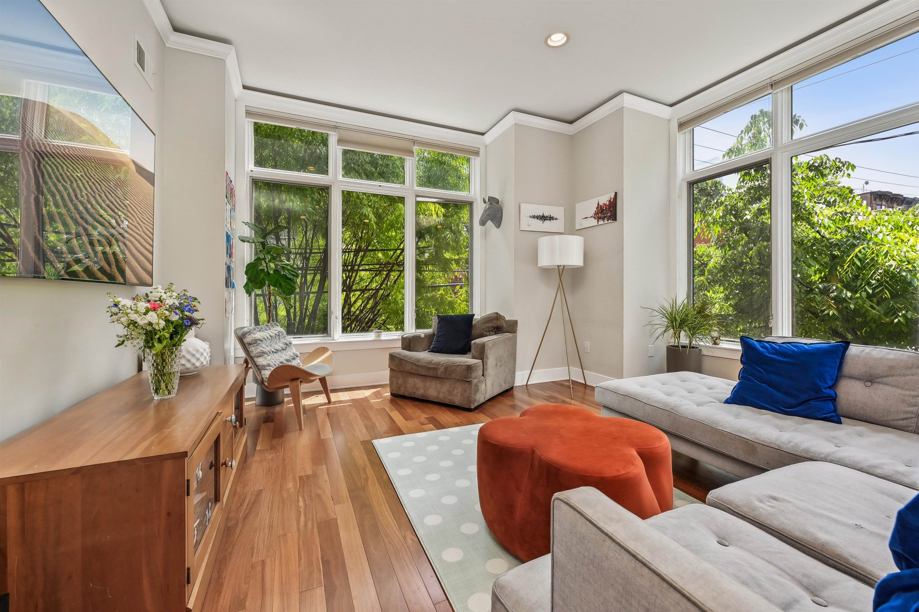 78 WAYNE ST Unit: 202