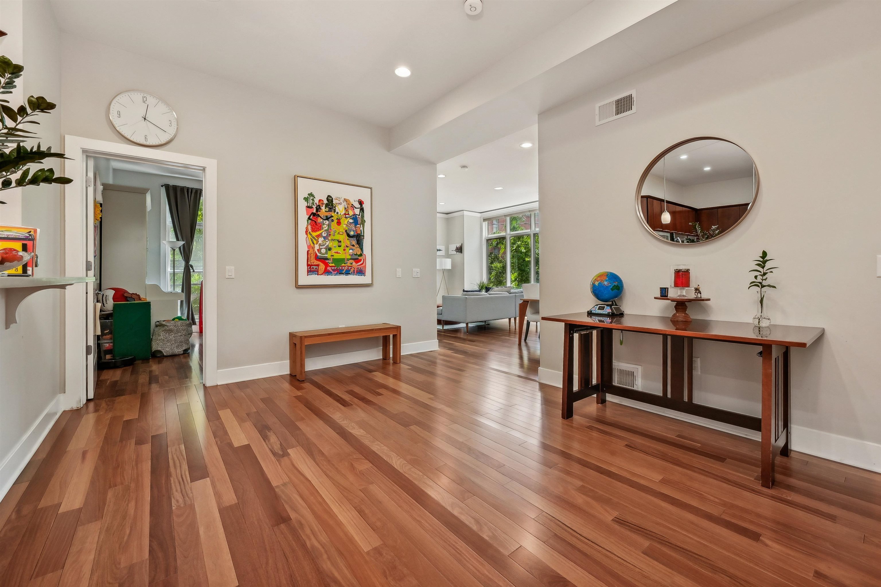 78 WAYNE ST Unit: 202
