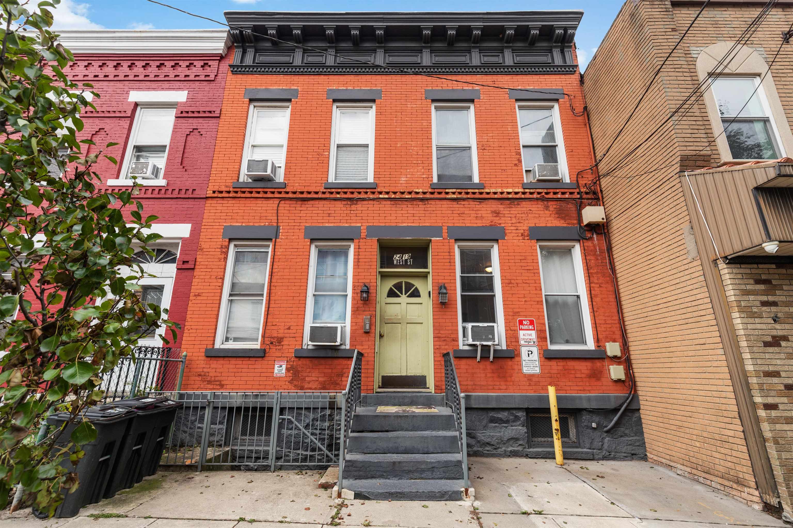 2419 WEST ST