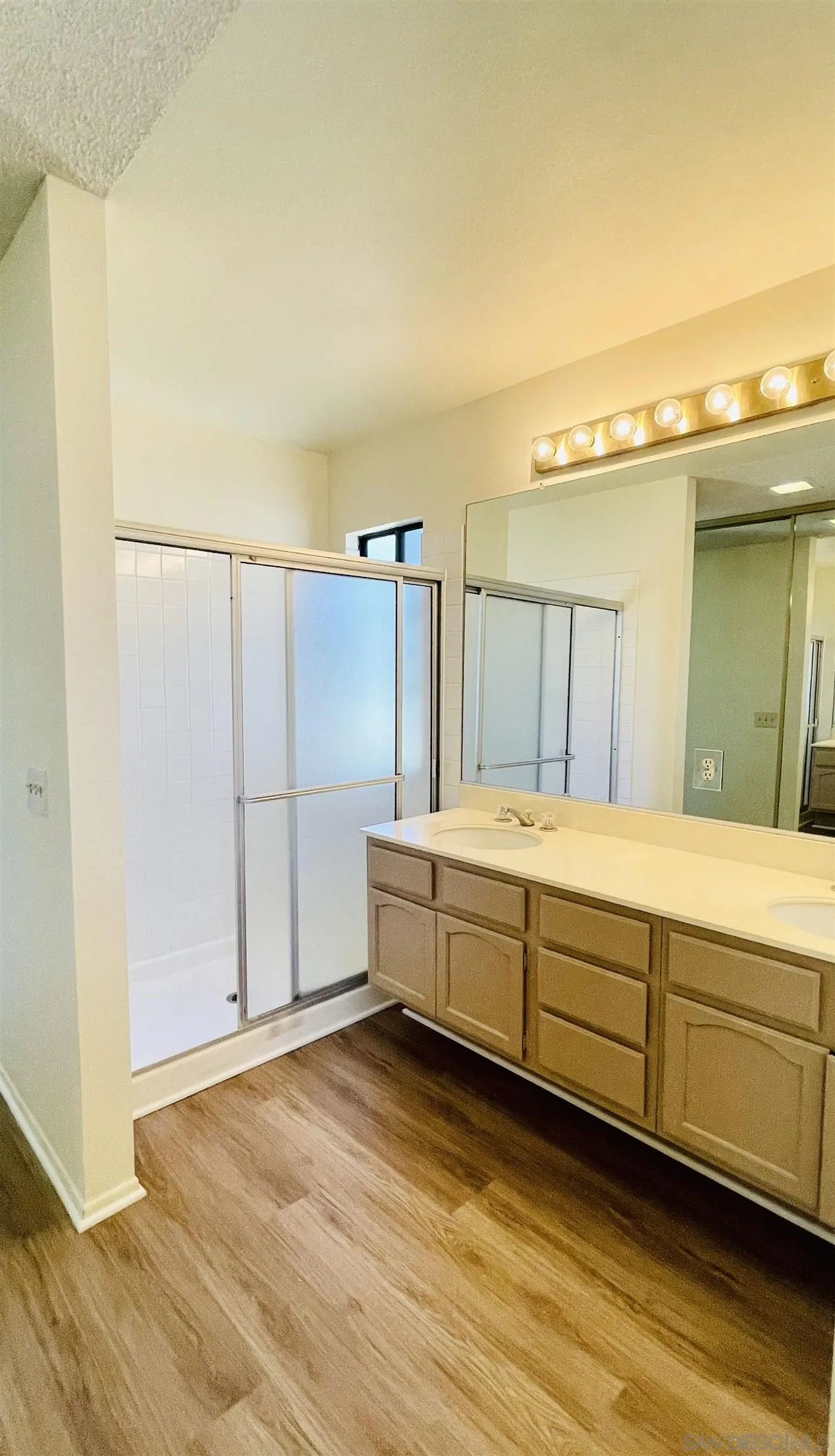 3488 Voyager Circle