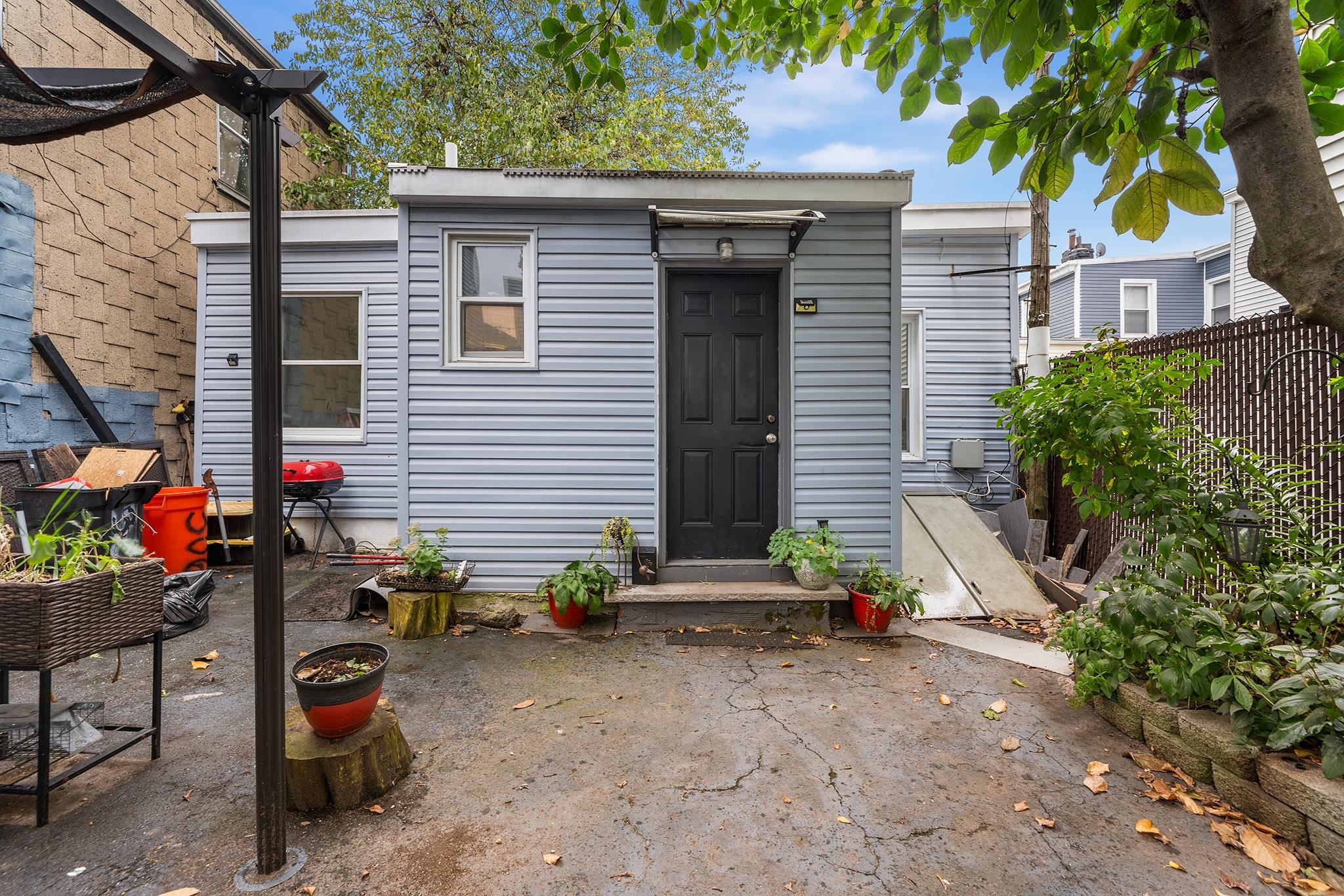 306 BERGENLINE AVE