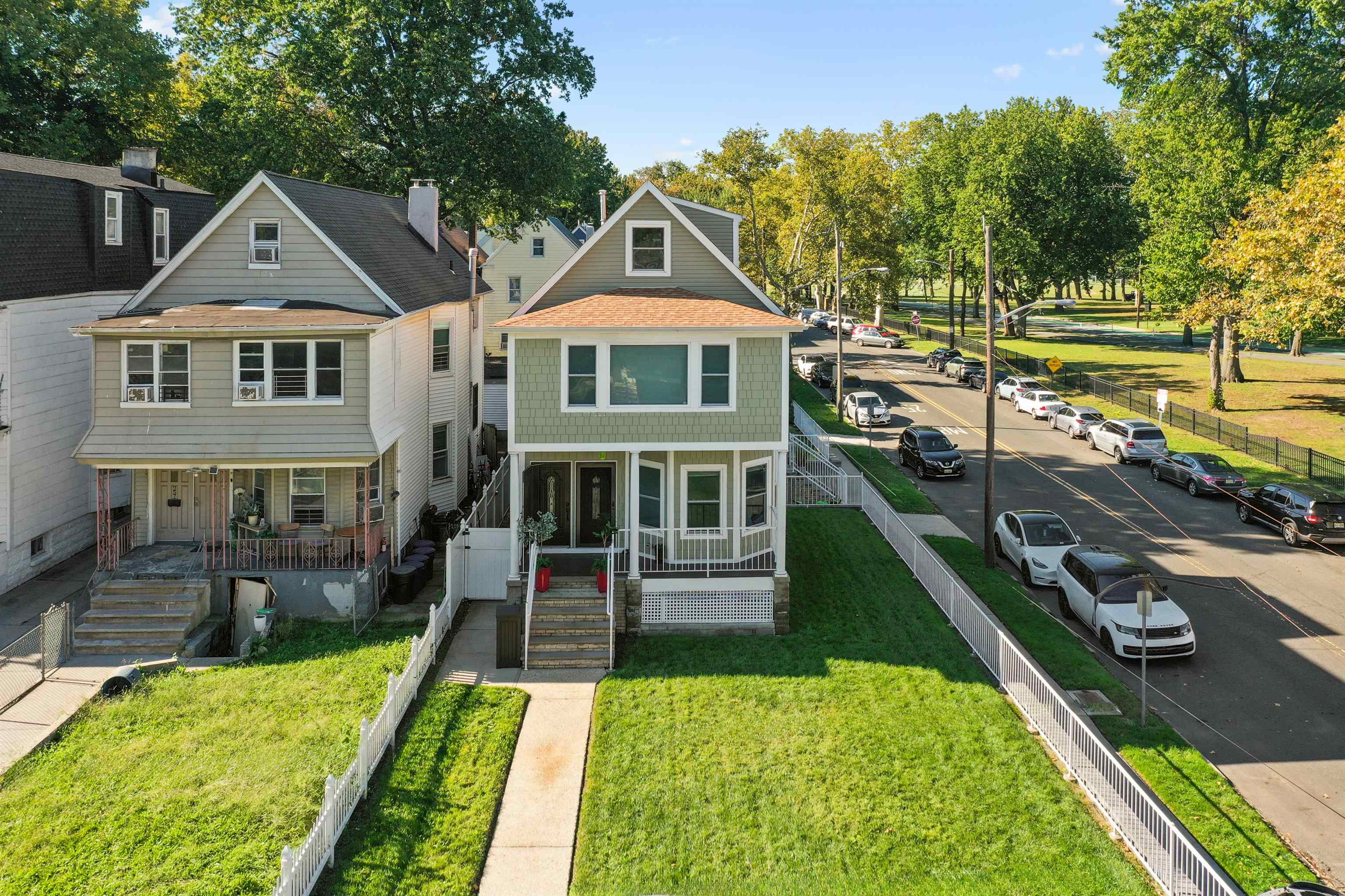 259 DUNCAN AVE Unit: 2