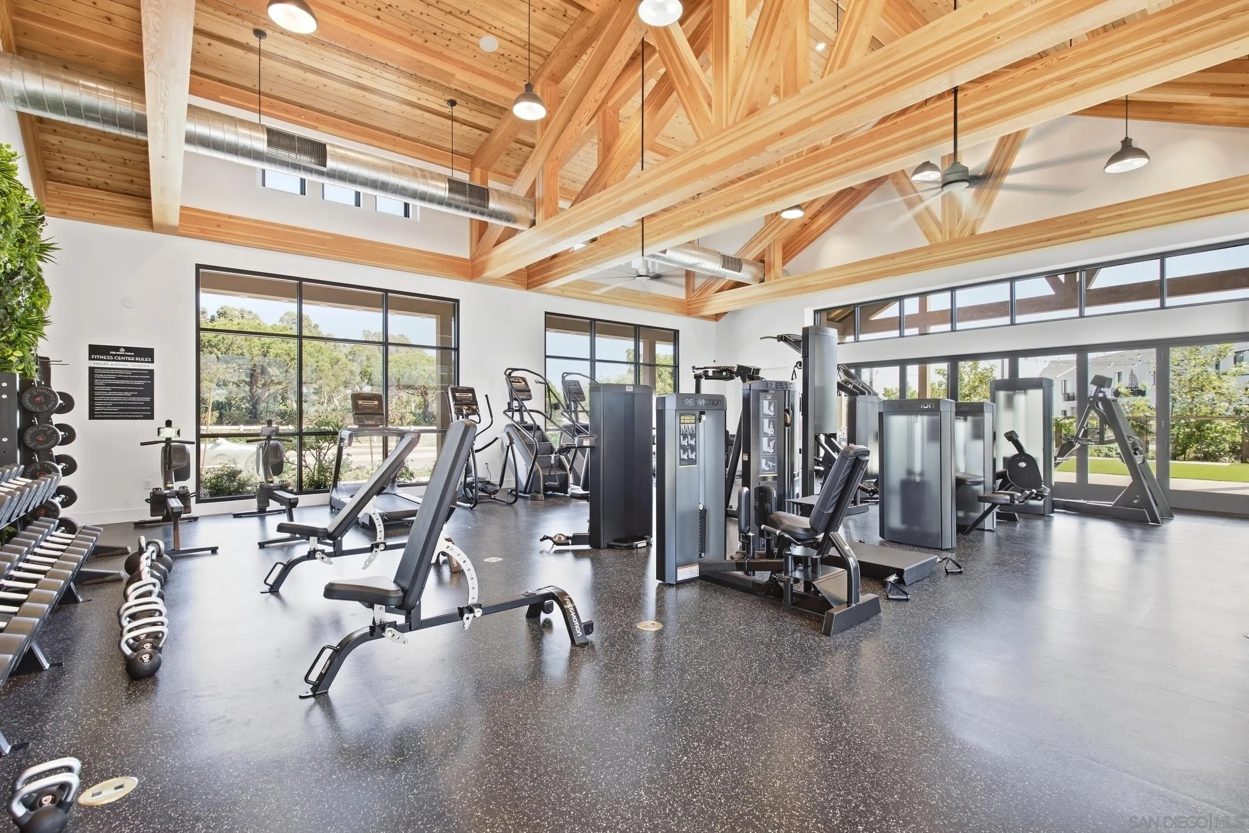 1602 San Remo Place Unit 201