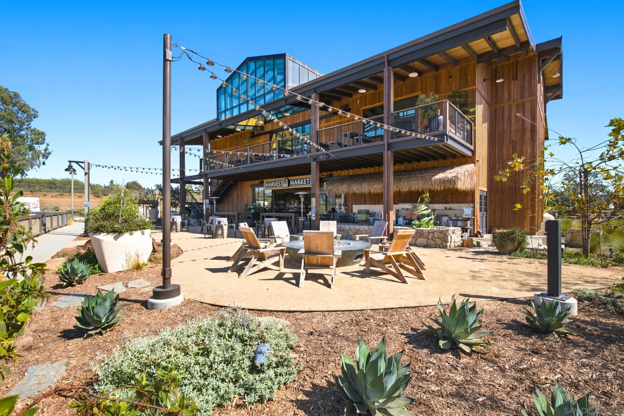 1602 San Remo Place Unit 201