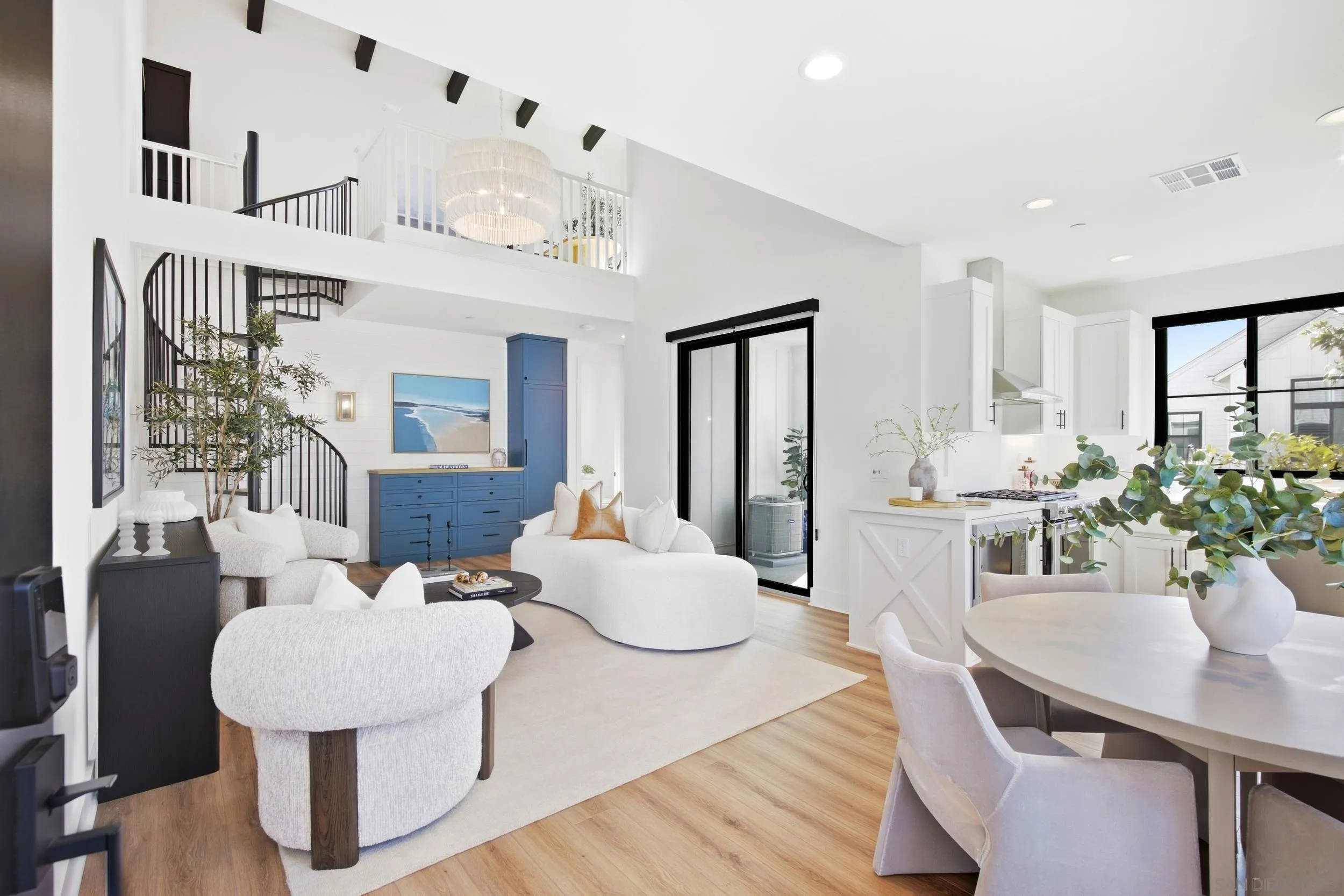 1602 San Remo Place Unit 201