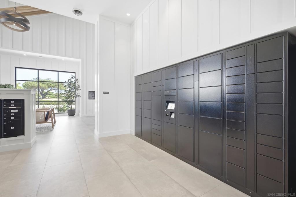 1602 San Remo Place 201