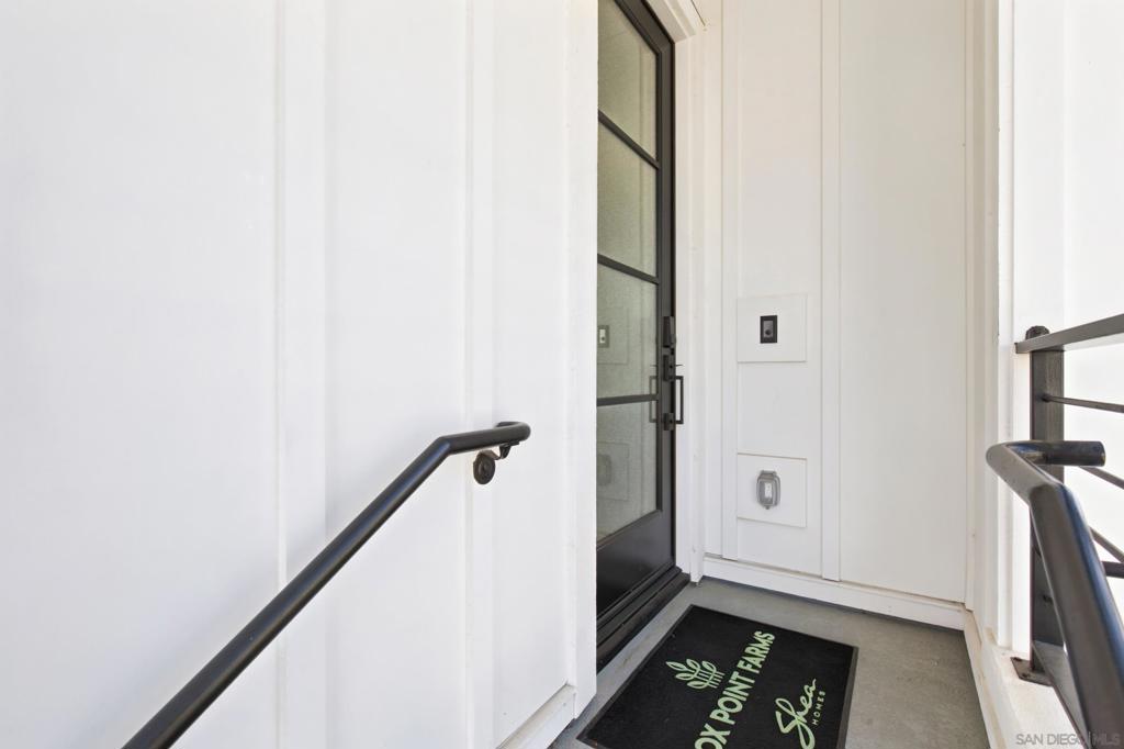 1602 San Remo Place 201