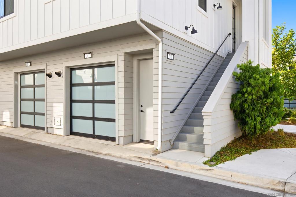 1602 San Remo Place 201
