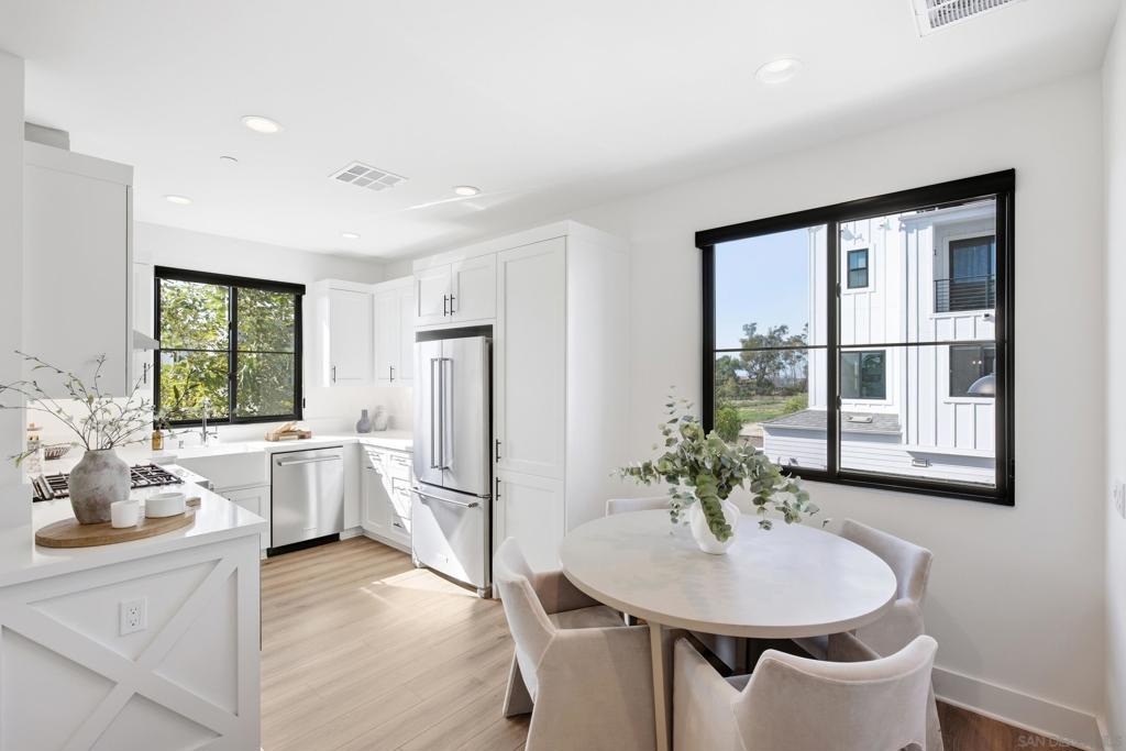 1602 San Remo Place 201