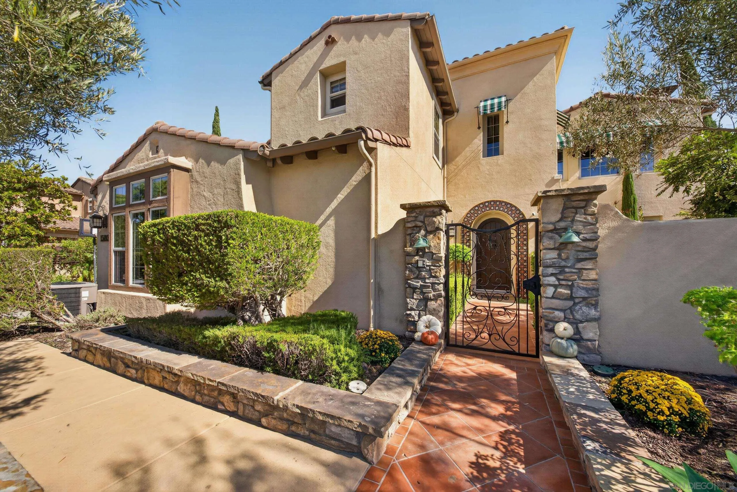 15145 Almond Orchard