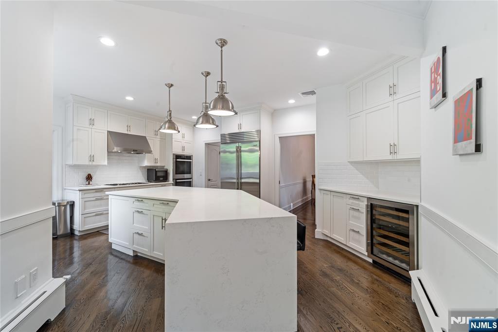 54 Mohawk Avenue