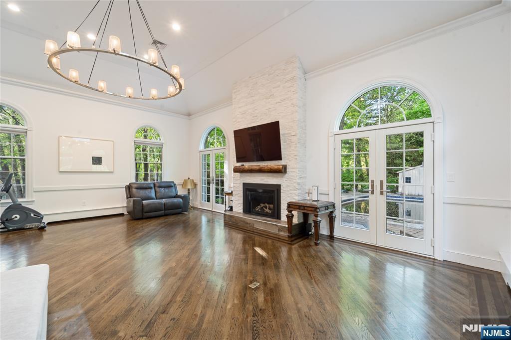 54 Mohawk Avenue