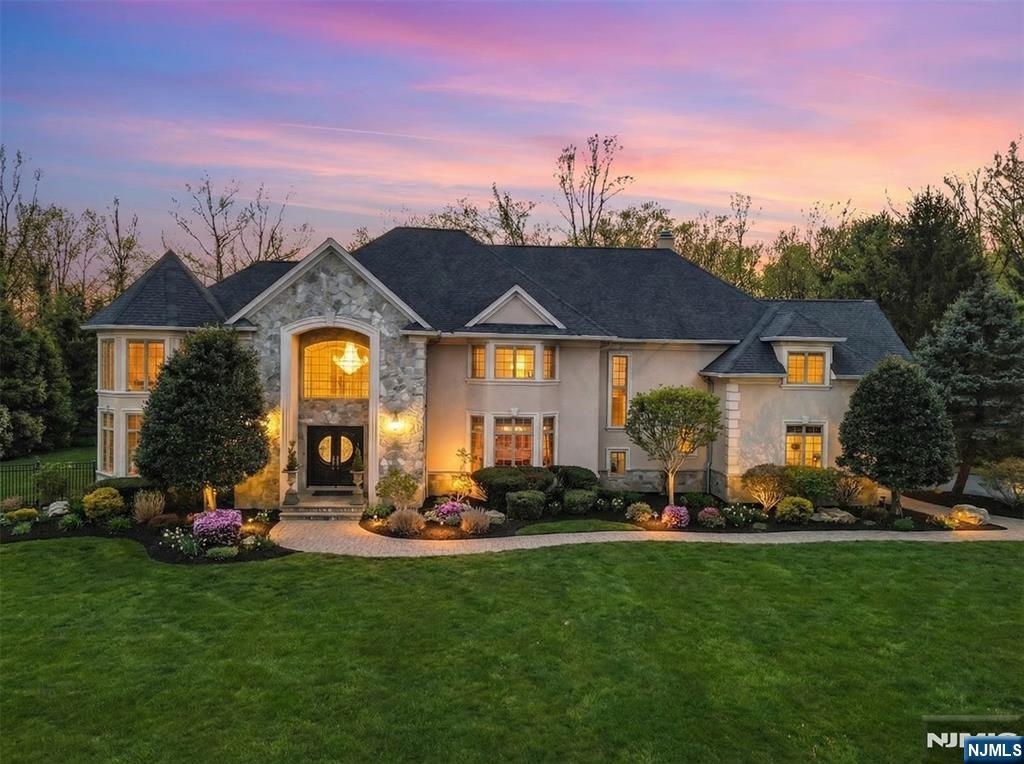 2 Stewart Court
