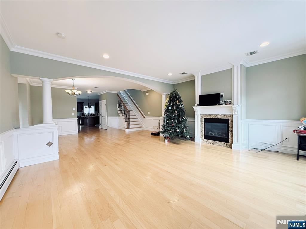 35 W Edsall Avenue A