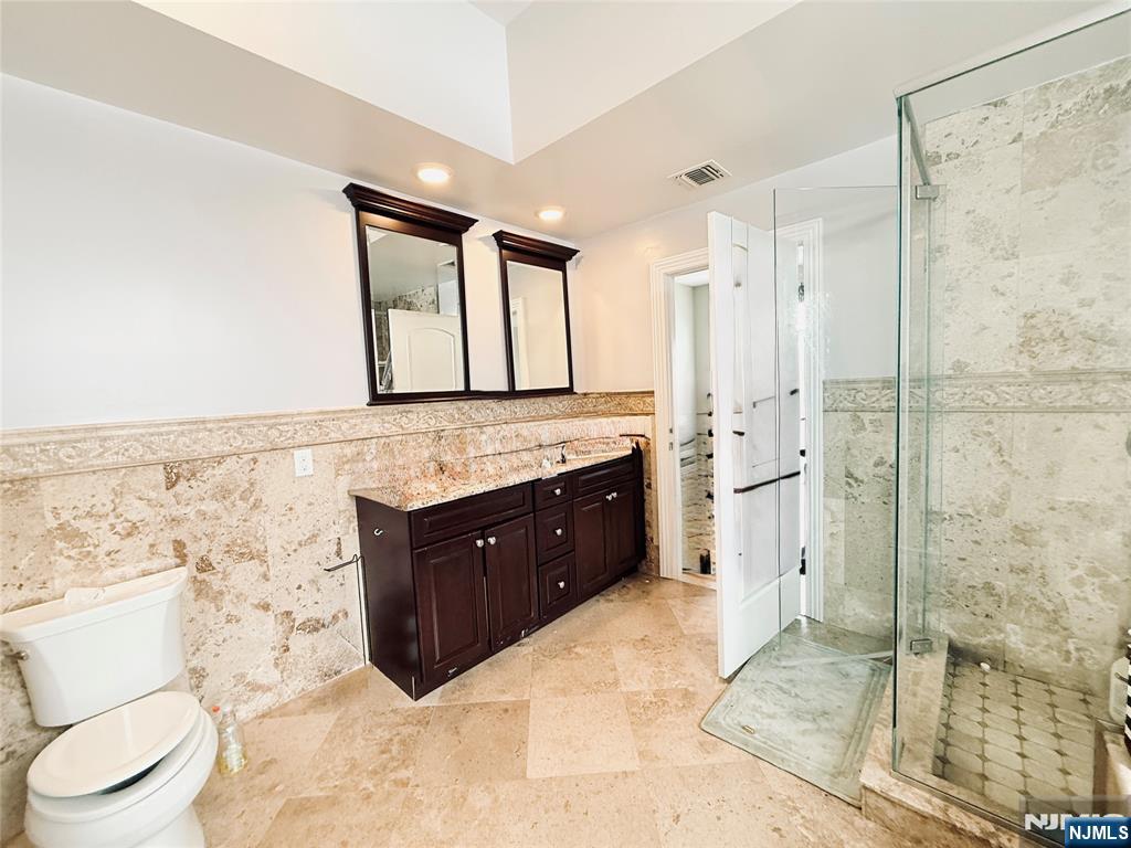 35 W Edsall Avenue A