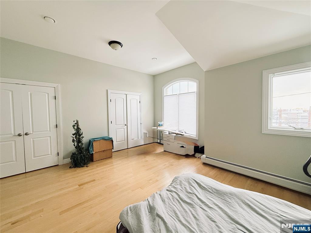 35 W Edsall Avenue A